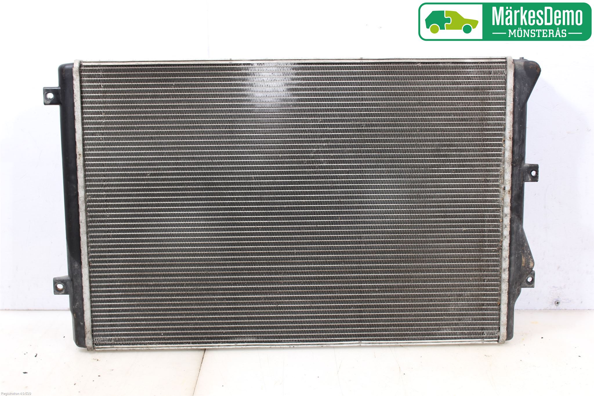 Volkswagen VW PASSAT 05-11 Radiator Automat