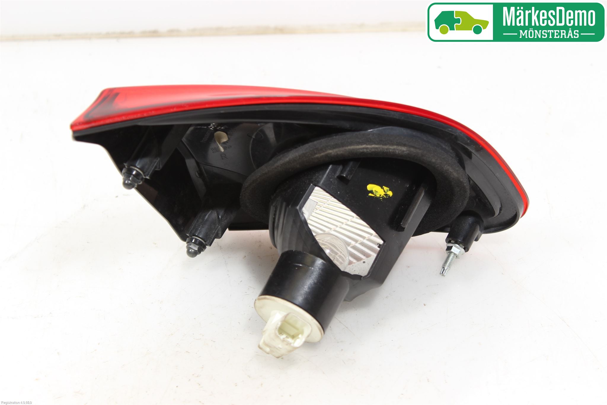 Nissan QASHQAI 10-14 Baklykt Høyre  På Luke(Indre)