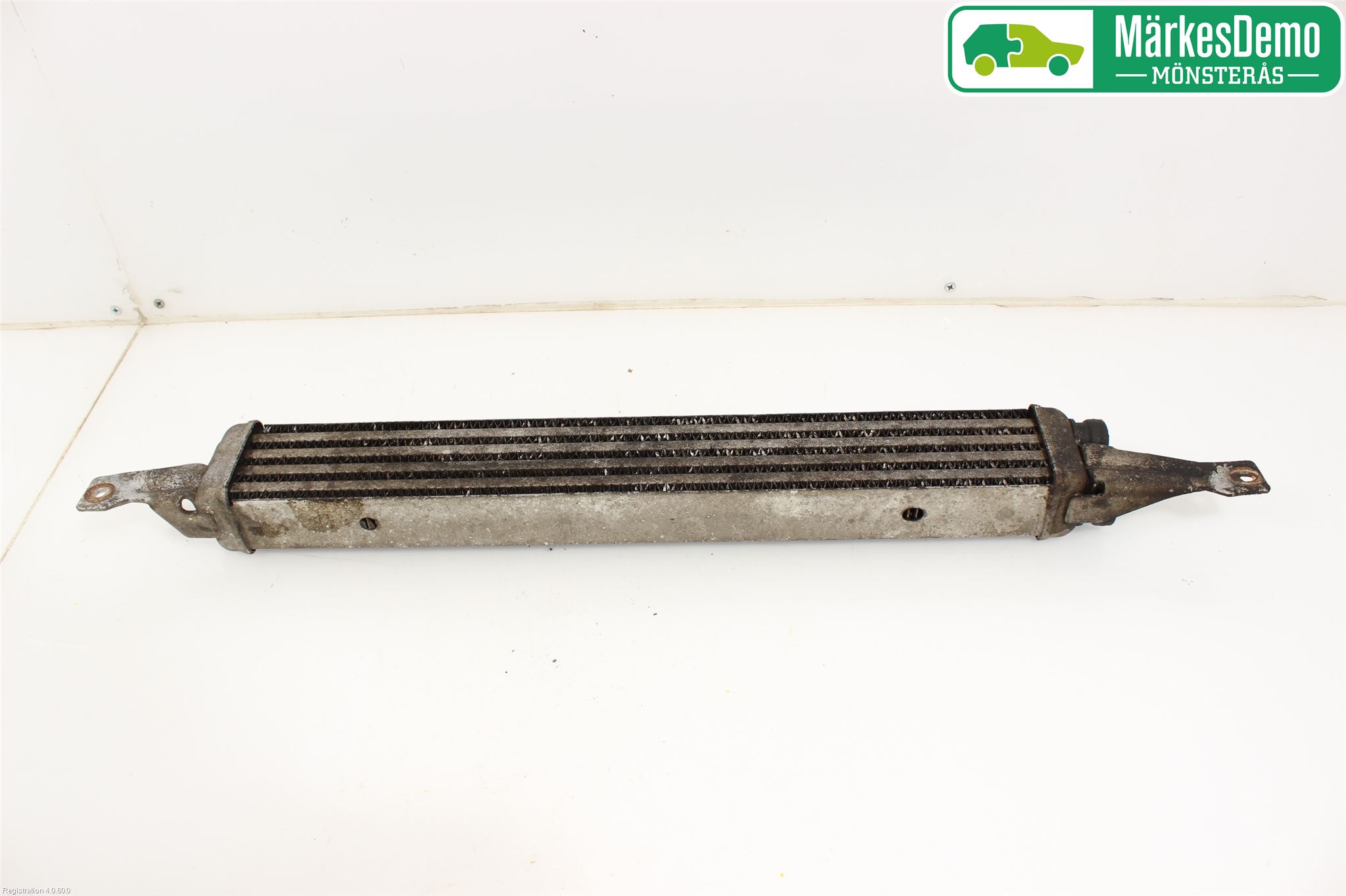 Saab 9-5     06-10 Radiator Oljekjøler Motor