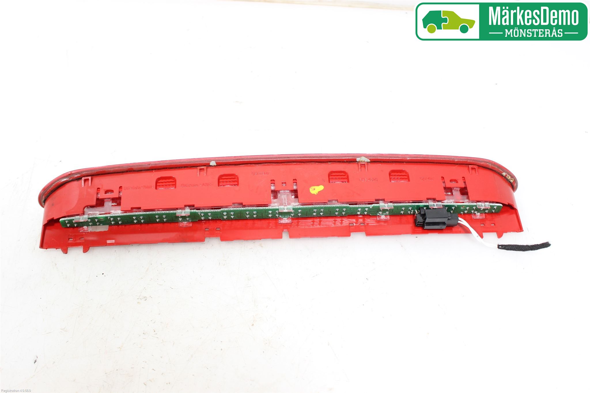 Volkswagen VW PASSAT 11-14 Bremselys Bakrute
