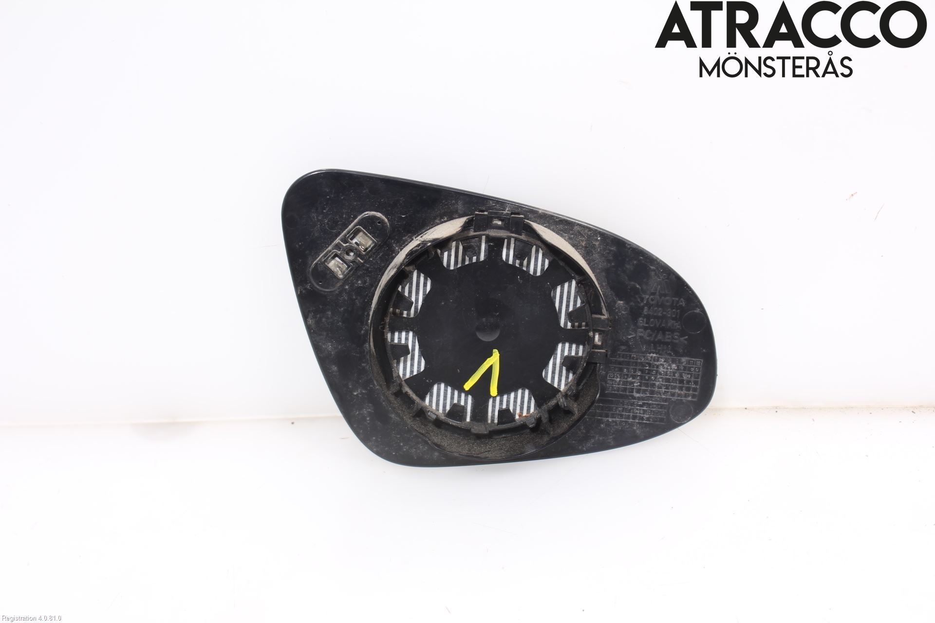 Toyota YARIS XP130 12-14 Speil Glass V