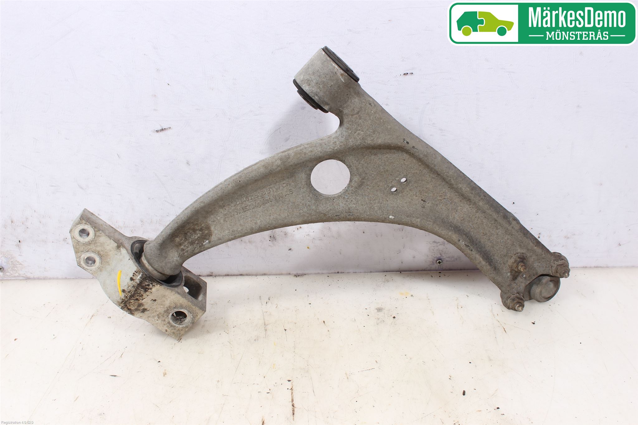 Volkswagen VW PASSAT 05-11 Bærearm Foran Venstre Nedre