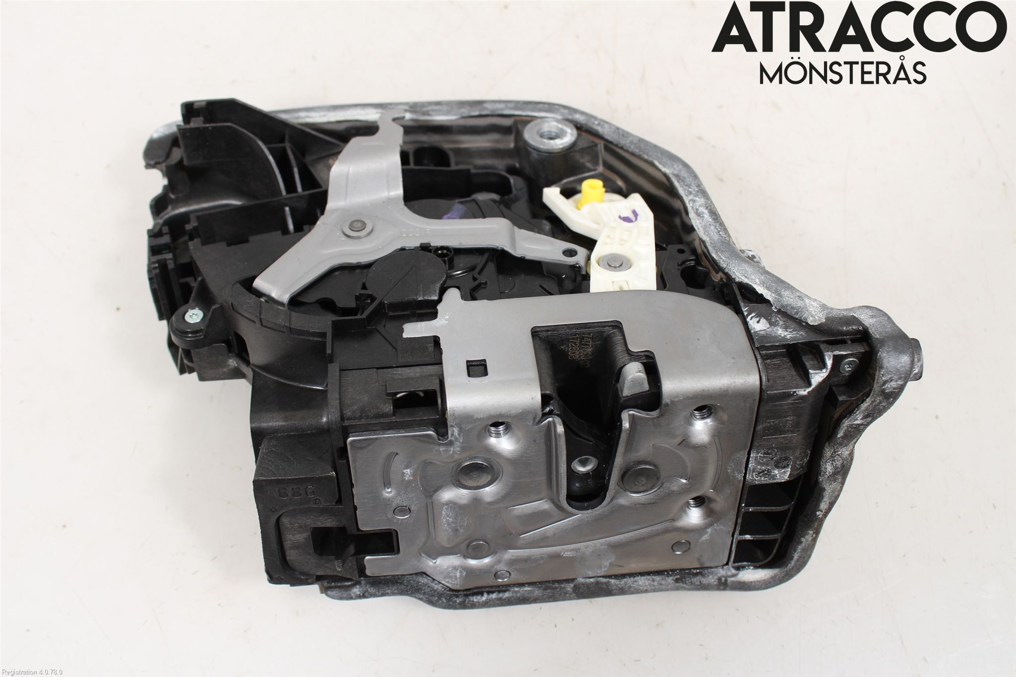BMW 5 G30/G31/F90 17-23 Dørlås - Låsekasse