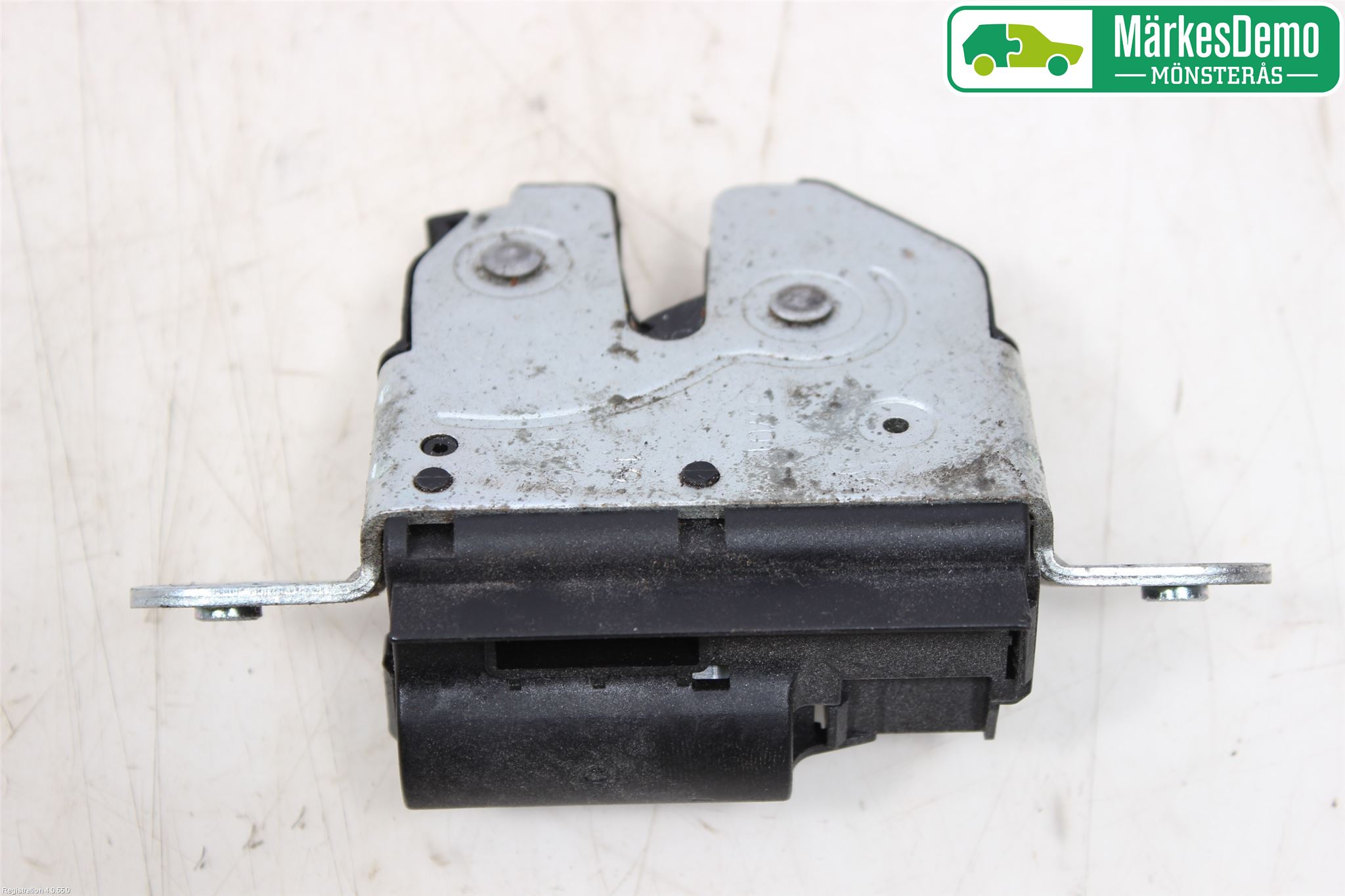Opel CORSA D 07-14 Bakluke-Lokk Låsekasse