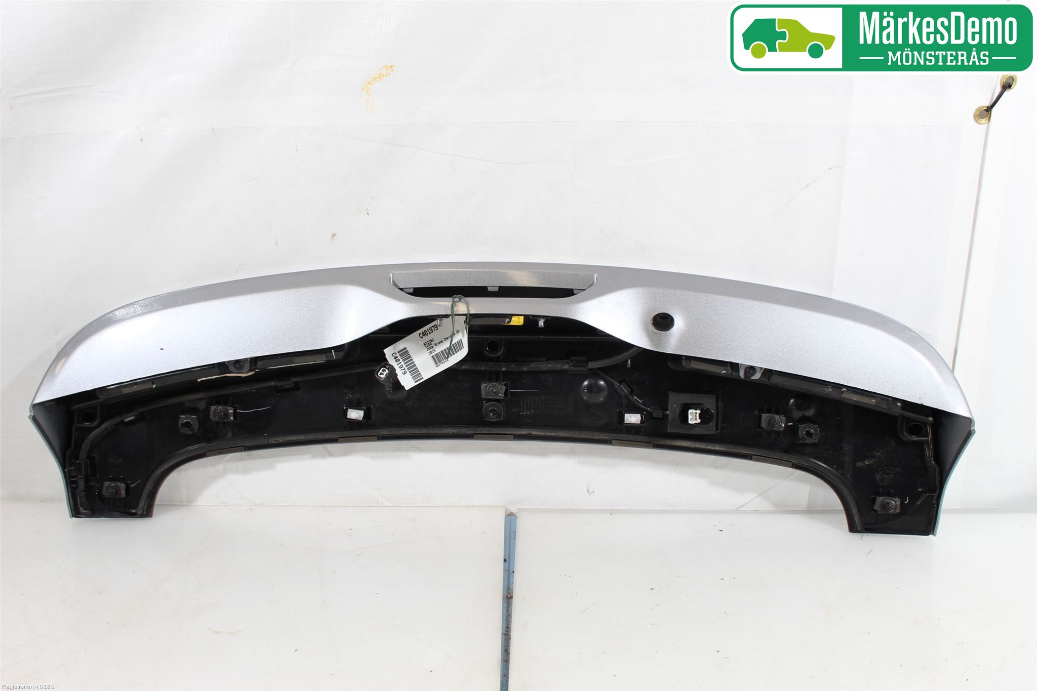 Jeep GRAND CHEROKEE 10-20 Spoiler Bakluke