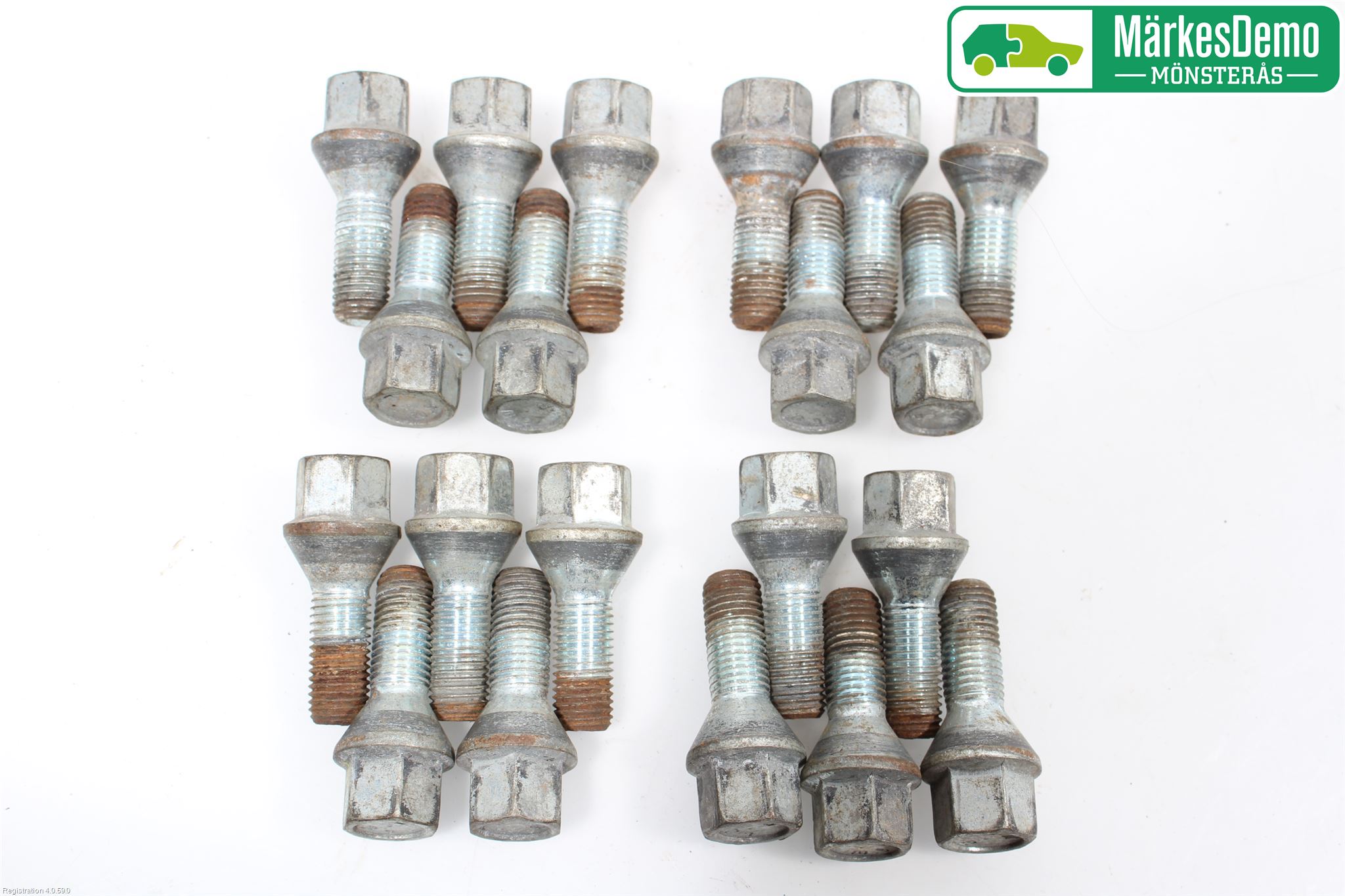 BMW X1 E84 10-15 Hjulmutter - Bolt - Sett