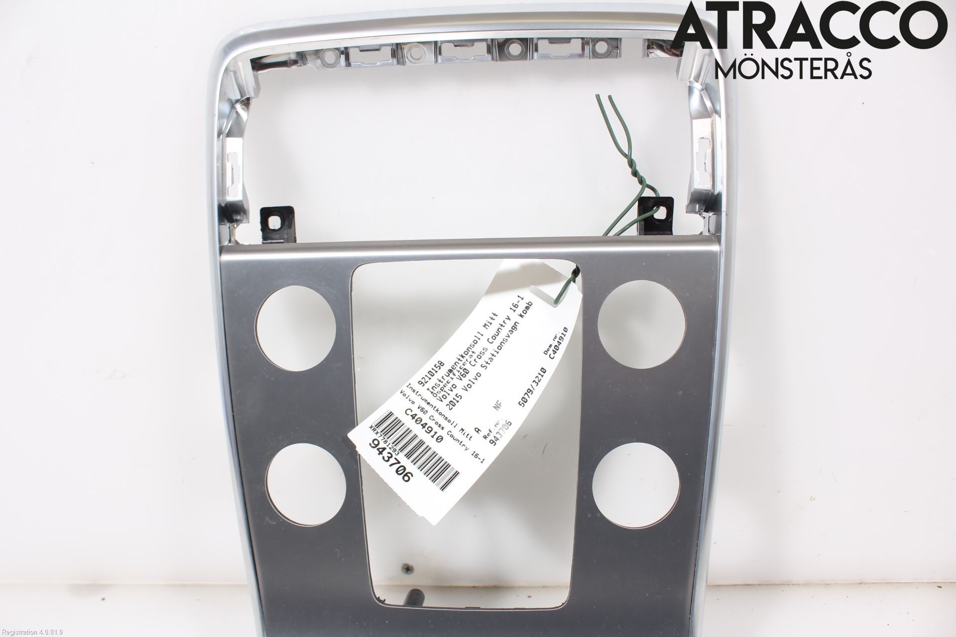 Volvo V60 CROSS COUNTRY 16-18 Instrumentkonsoll Midt