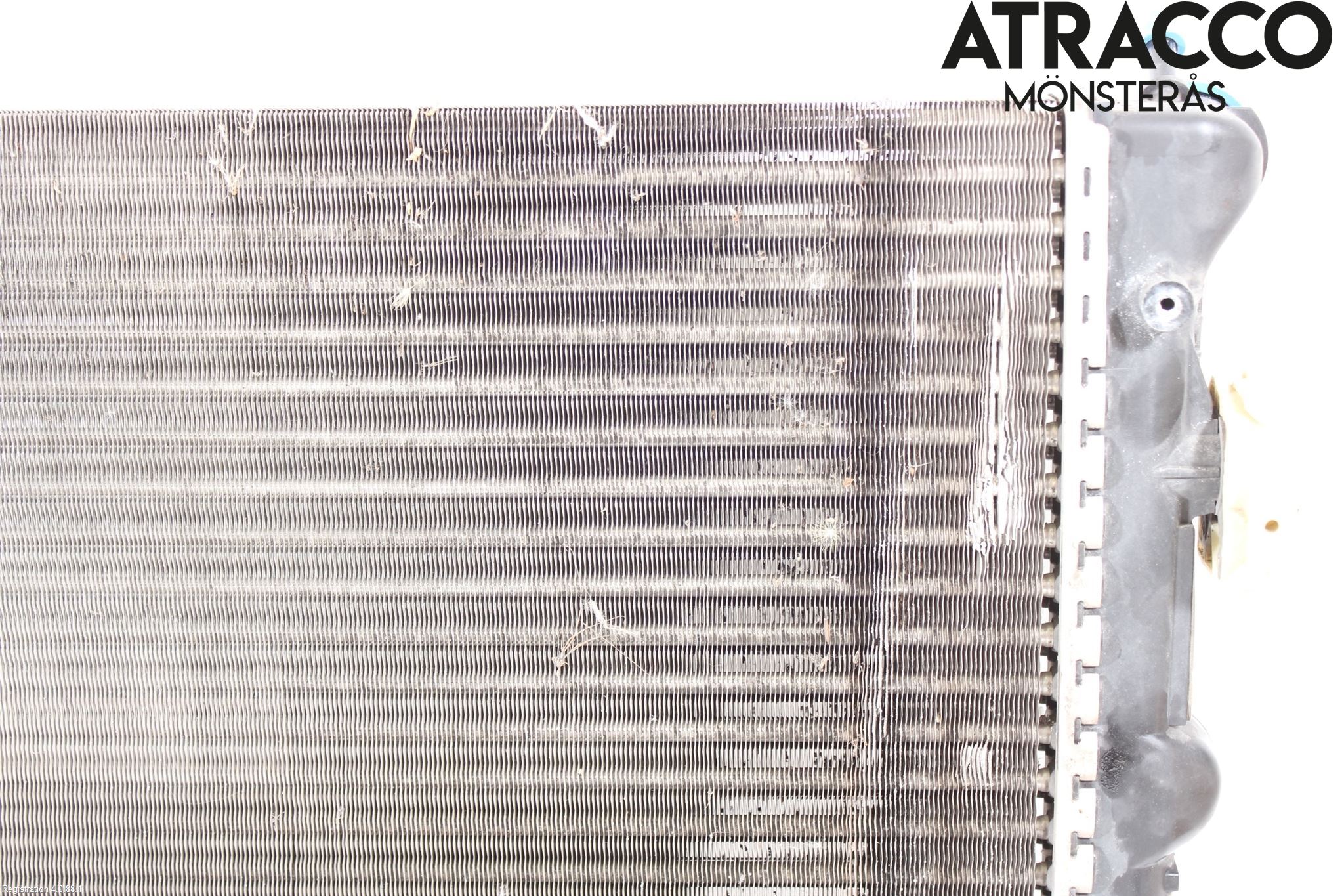 Volkswagen VW POLO 10-17 Radiator Manuell