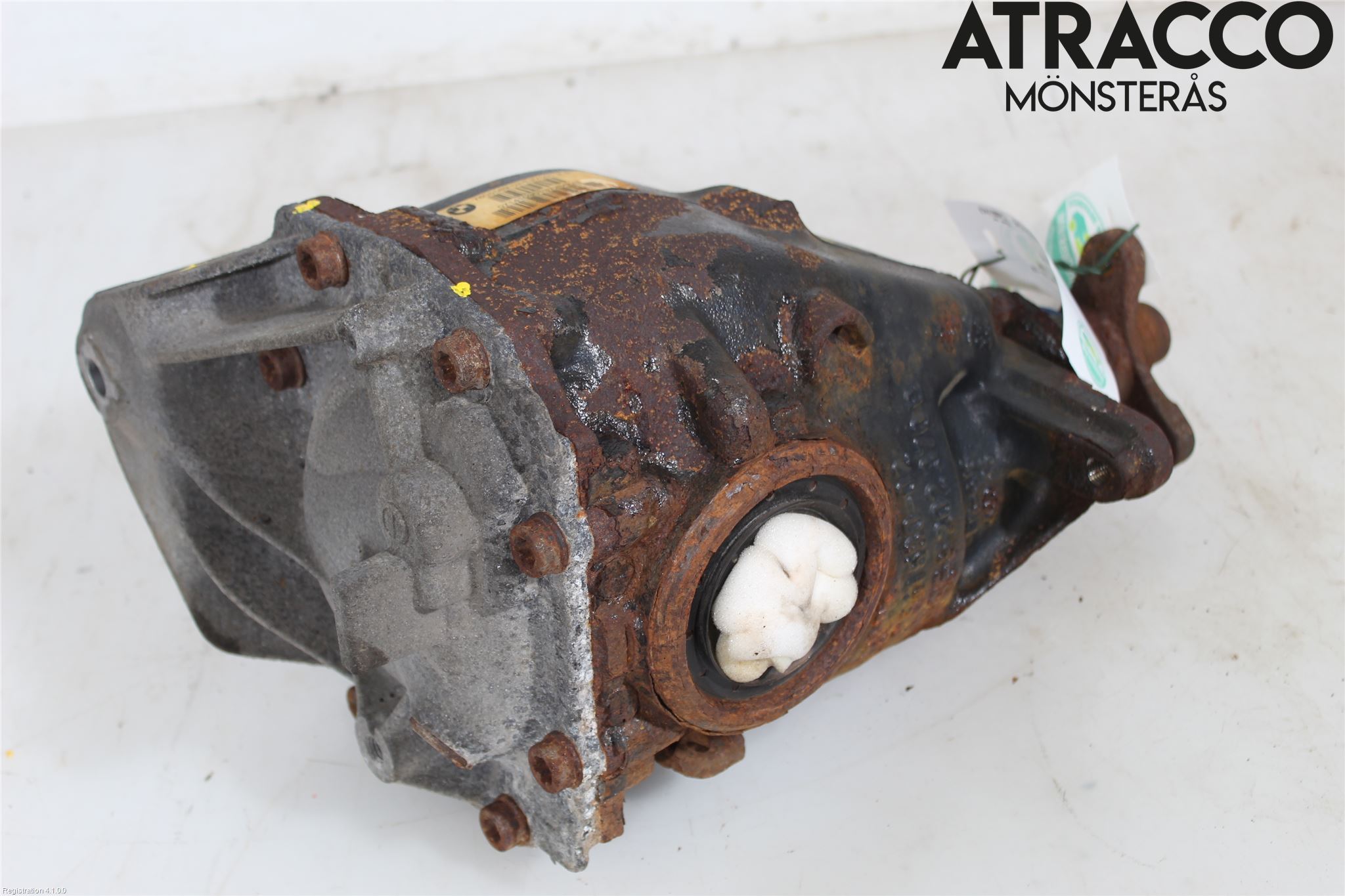 BMW 3 F30/F31/F80 12-19 Bakaksel Kardang Bak -Diff