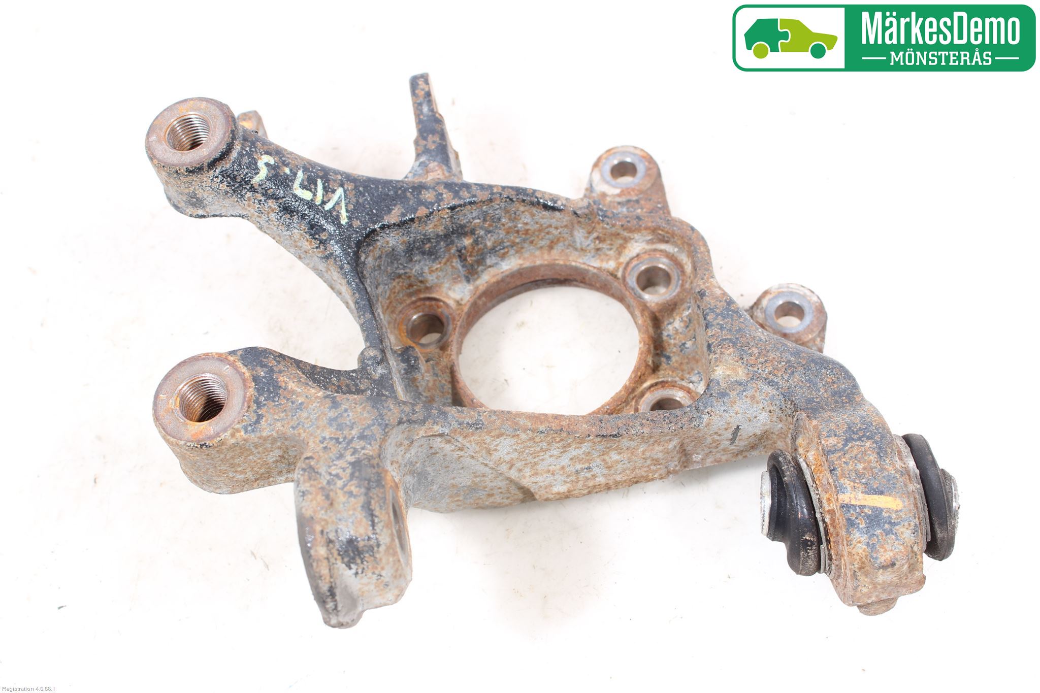 Toyota AURIS 13-19 Spindel Hb