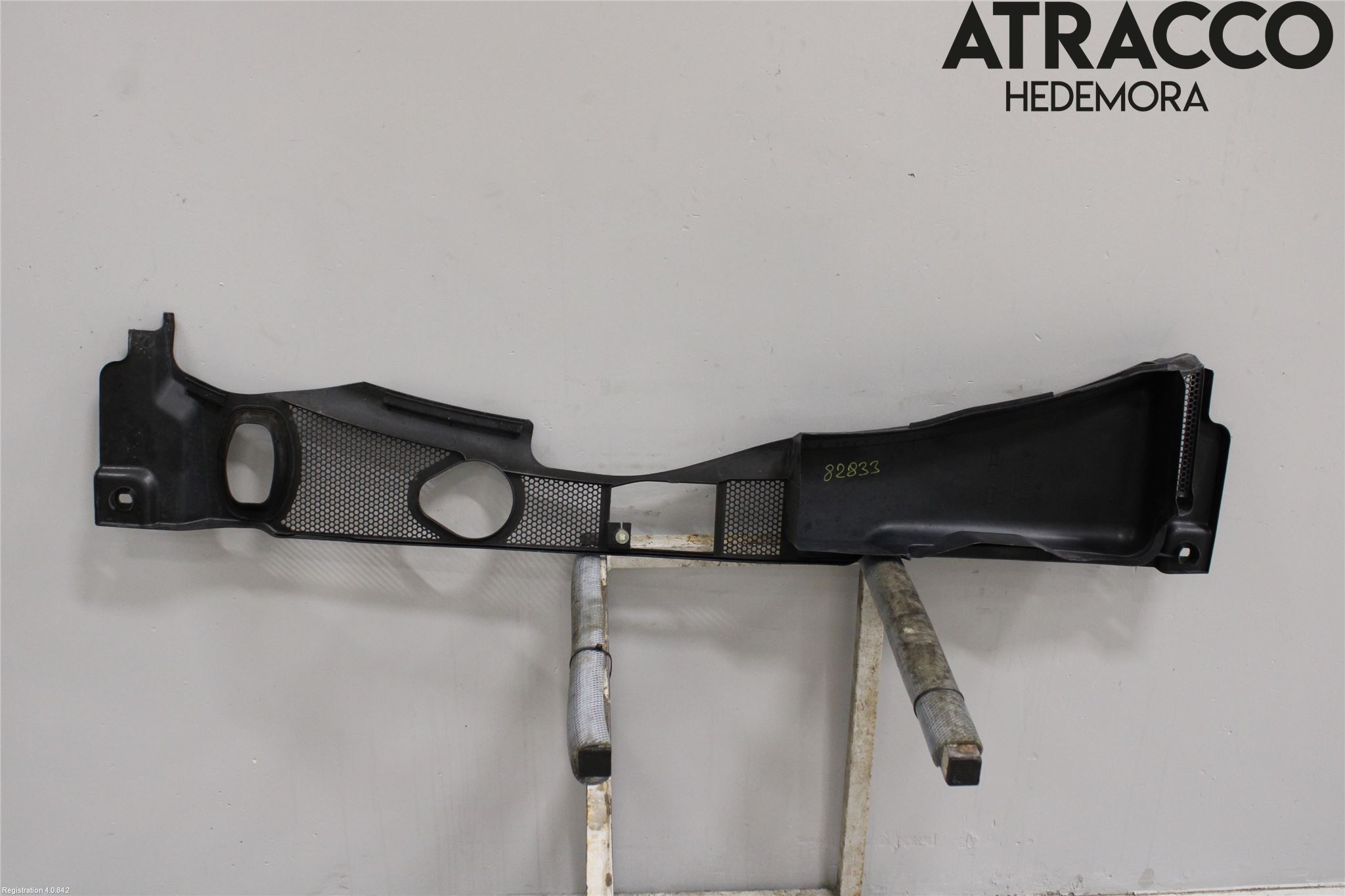 Audi A4 ALLROAD 09-16 Visker Deksel-Grill-Under Frr