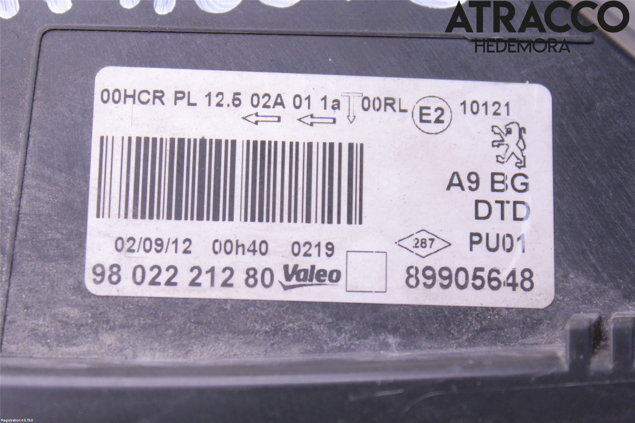Peugeot 208 12-15 Frontlykt Høyre