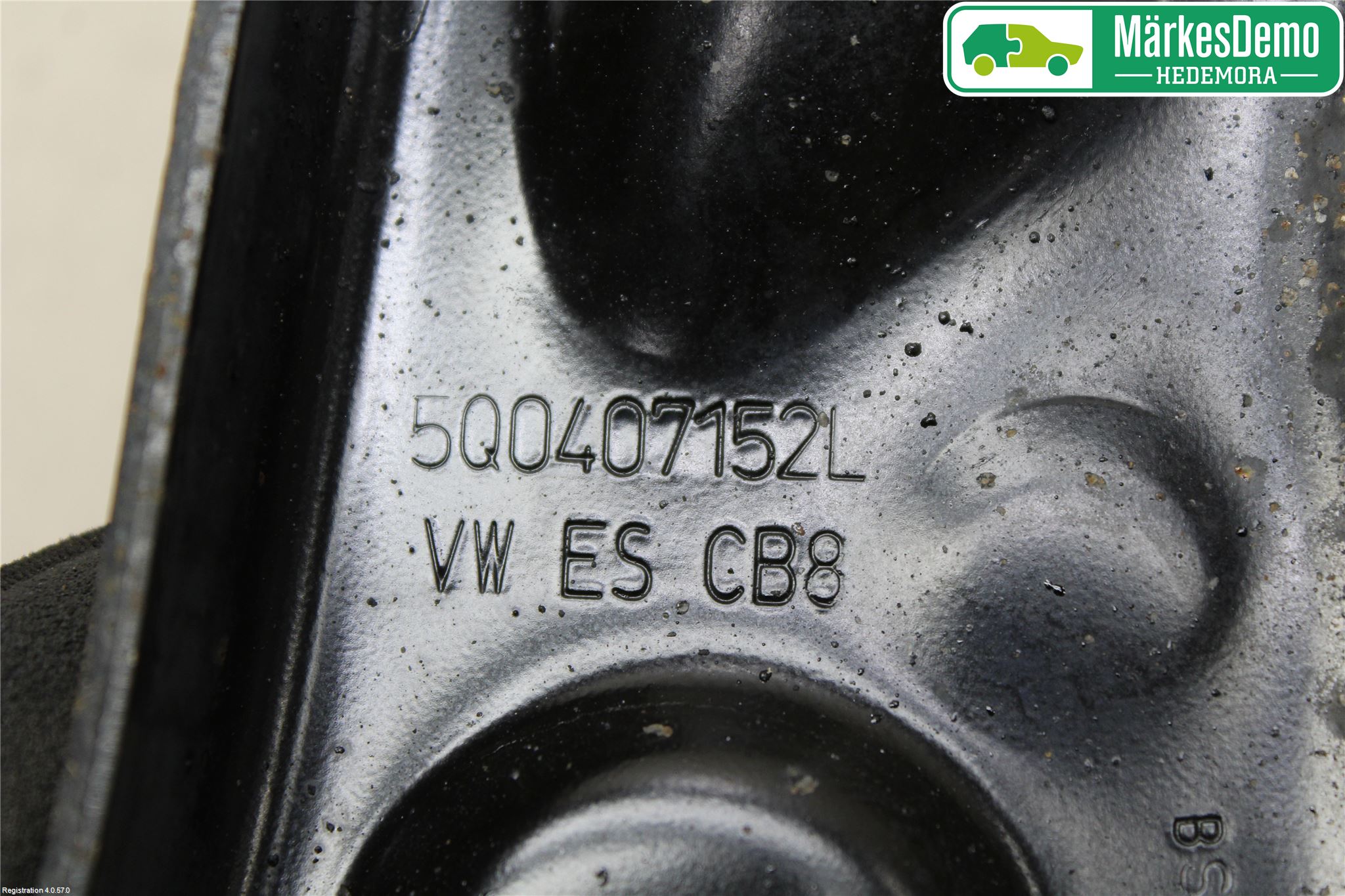 Skoda OCTAVIA (5E) 13-20 Bærearm Foran Høyre Nedre