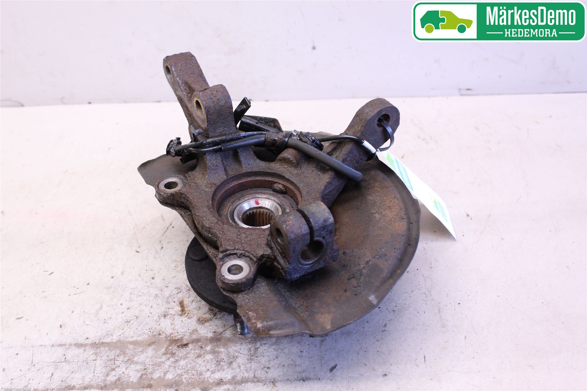 Mitsubishi OUTLANDER 07-12 Spindel Hf