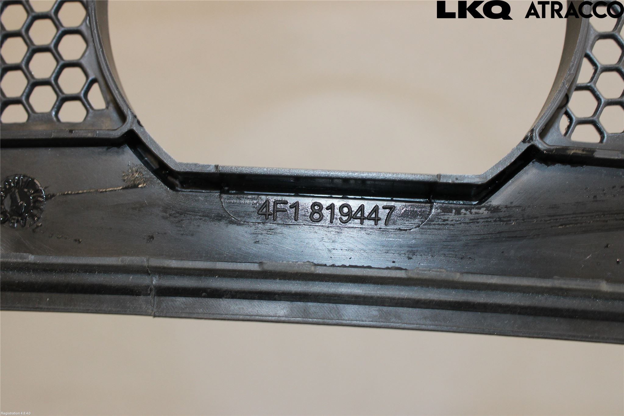 Audi A6/S6     05-11 Visker Deksel-Grill-Under Frr