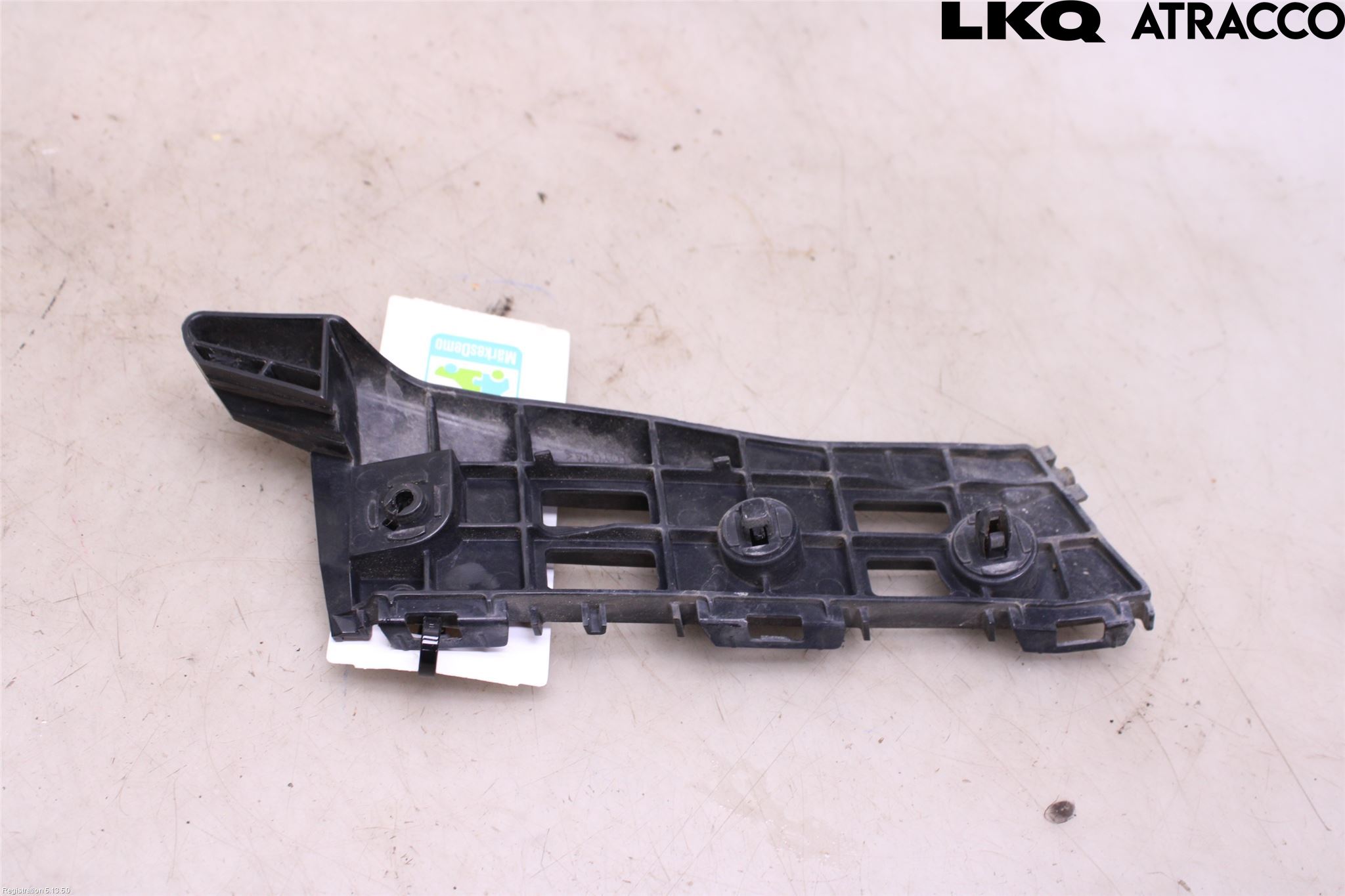 Toyota PRIUS ZVW30 09-20 Støtfangerfeste Foran Venstre