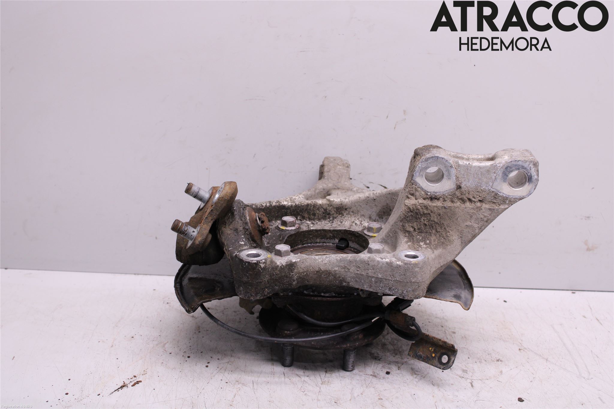 Toyota PRIUS ZVW30 09-20 Spindel Vf