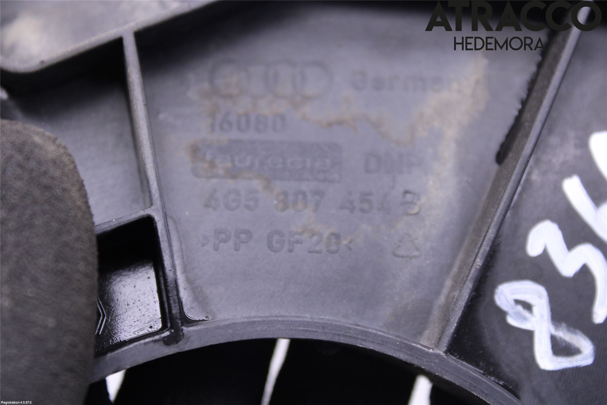 Audi A6/S6 4G 11-18 Støtfangerfeste Bak Høyre