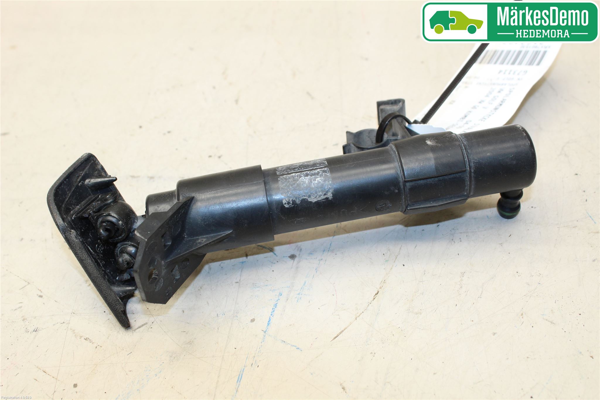 Volkswagen VW GOLF V 04-09 Spylerdyse Frontlykter