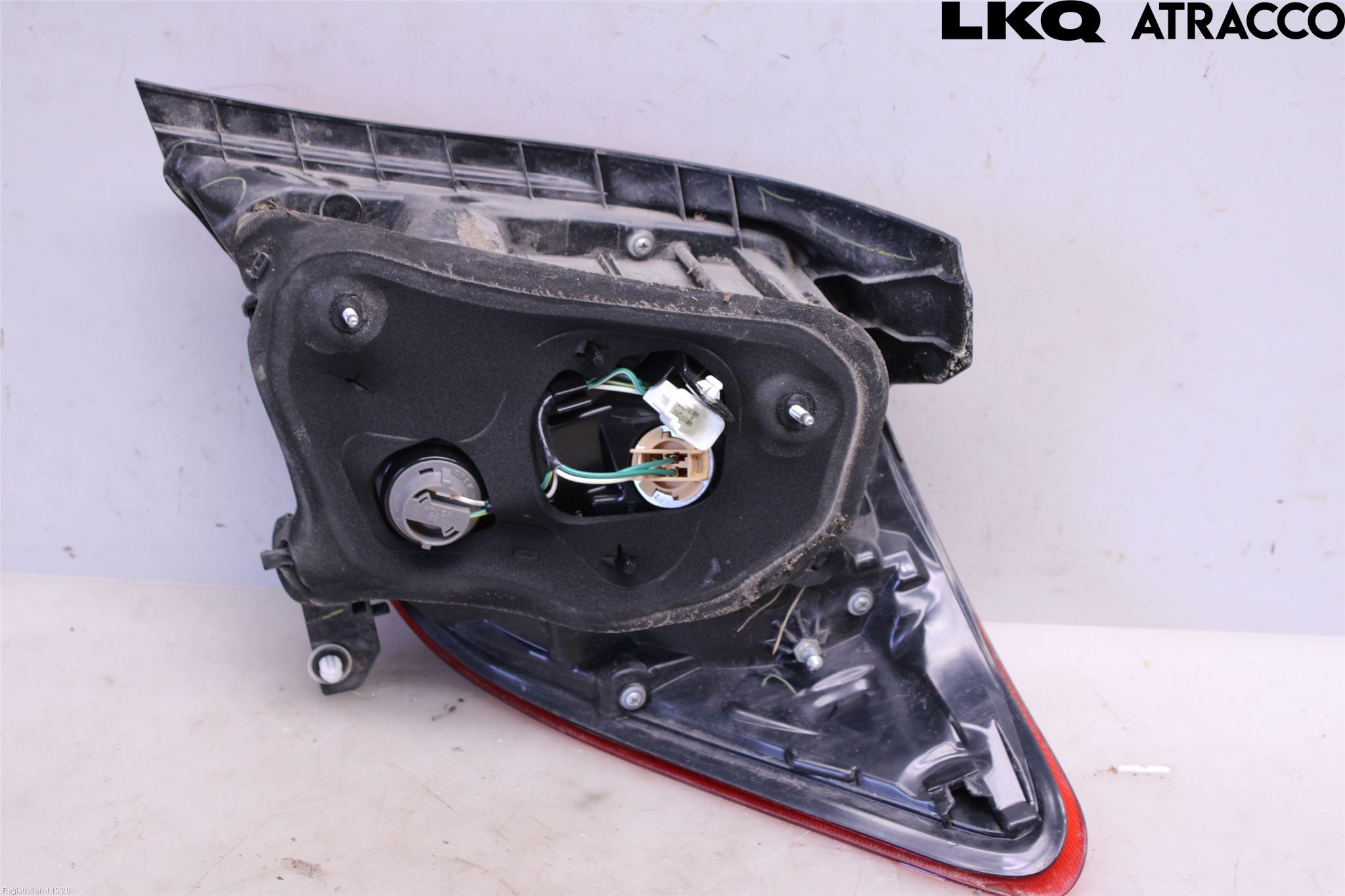 Toyota YARIS XP130 15-20 Baklykt Venstre