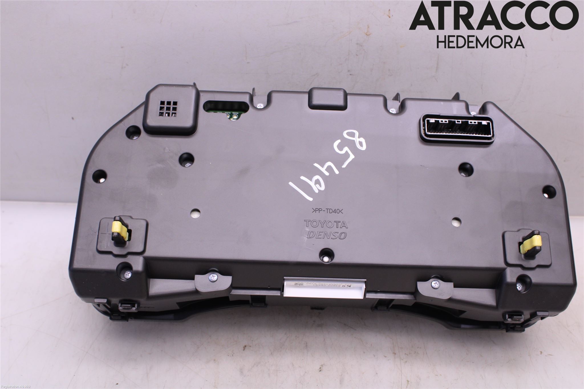 Toyota AVENSIS 09-15 Instr Kombinert