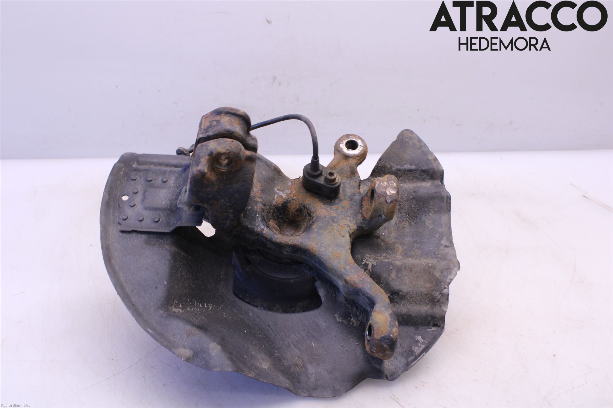 BMW 3 E46      98-05 Spindel Hf