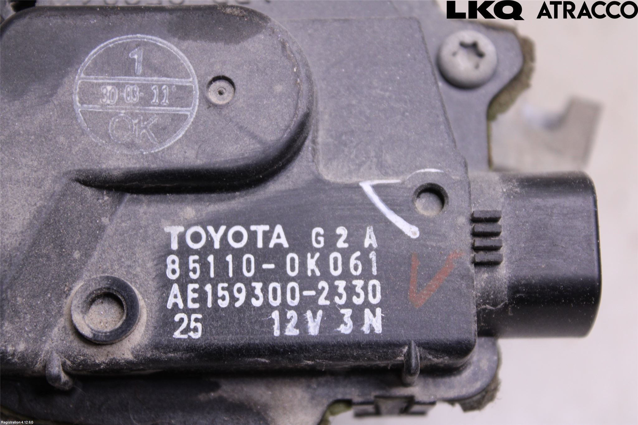 Toyota HILUX 05-16 Viskermotor Frontrute