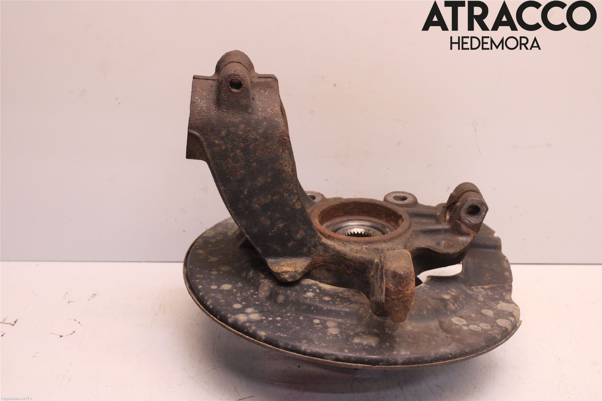 Ford FOCUS 15-18 Spindel Vf