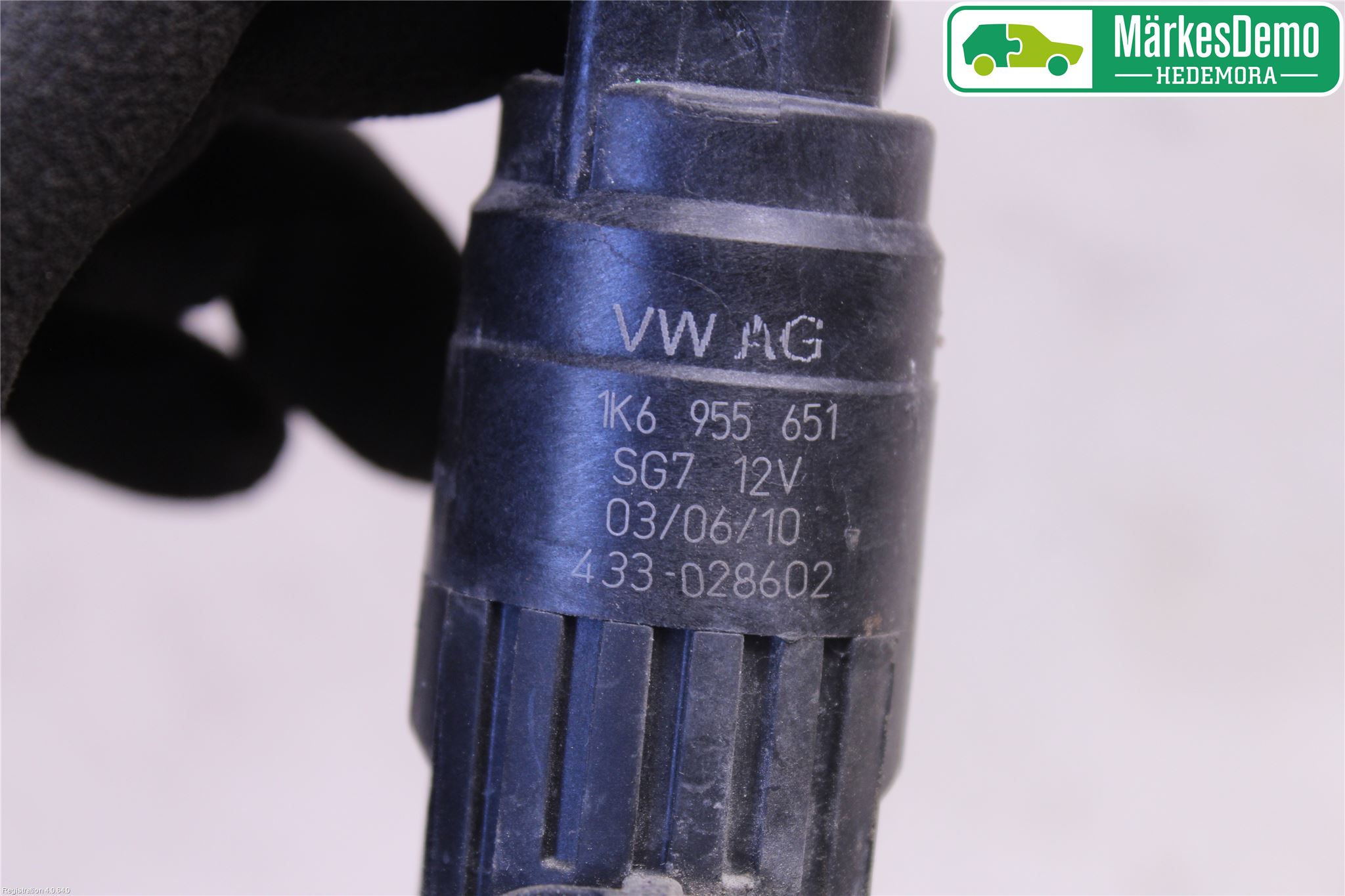 Volkswagen VW POLO 10-17 Spylerpumpe Frontrute