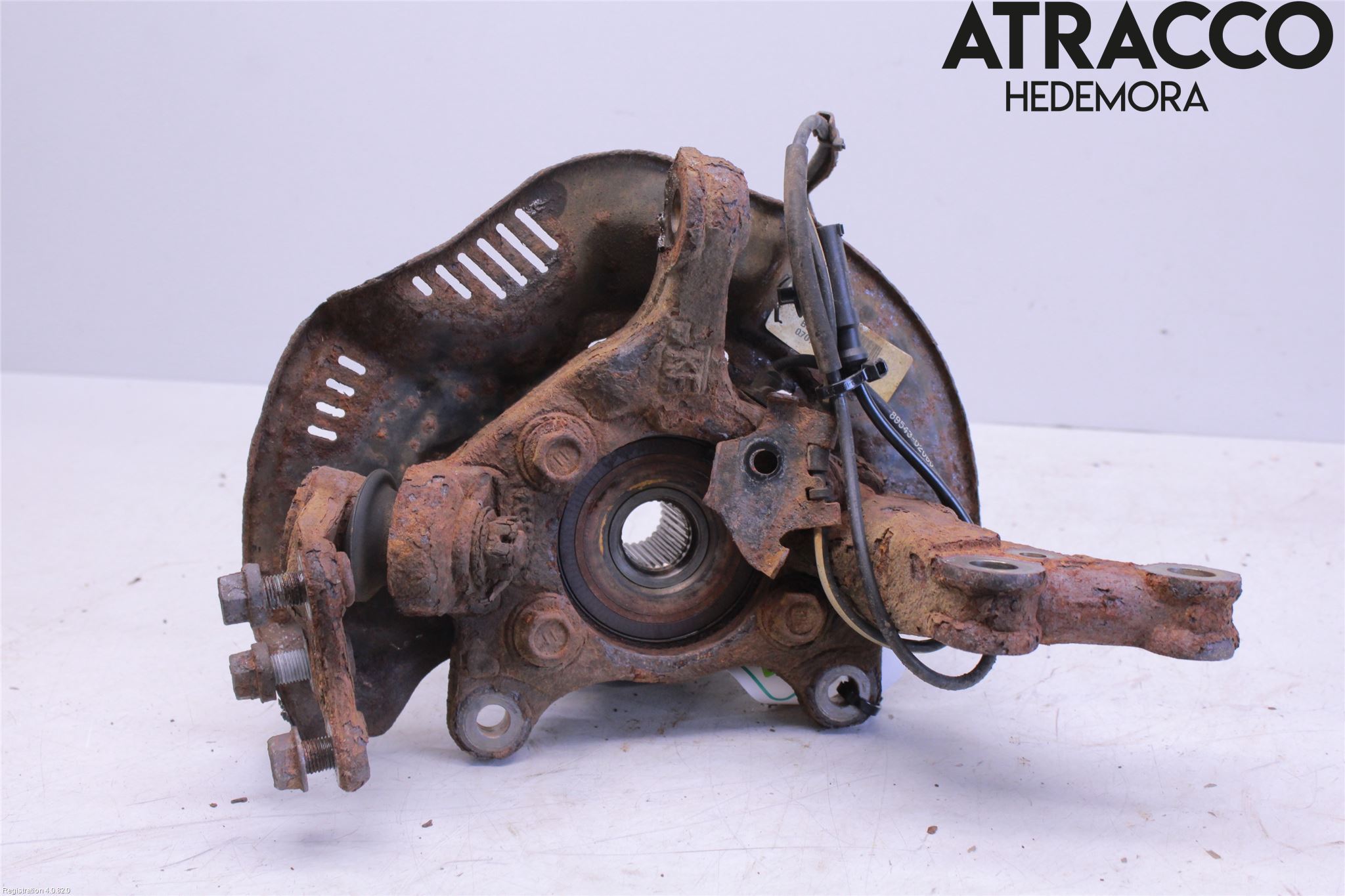 Toyota AURIS 07-09 Spindel Vf
