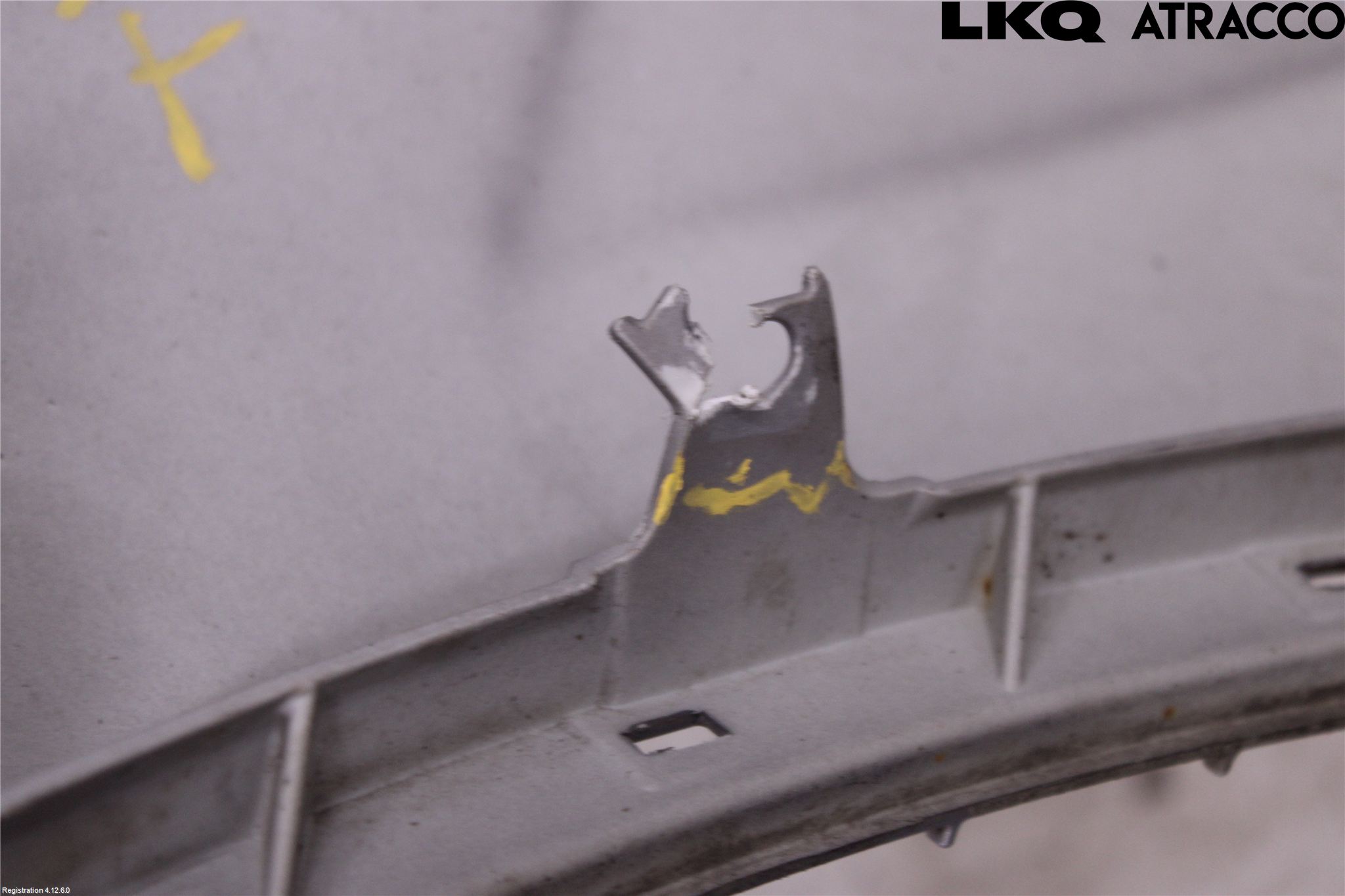 Ford KUGA 08-12 Støtfanger Foran Plastdeksel