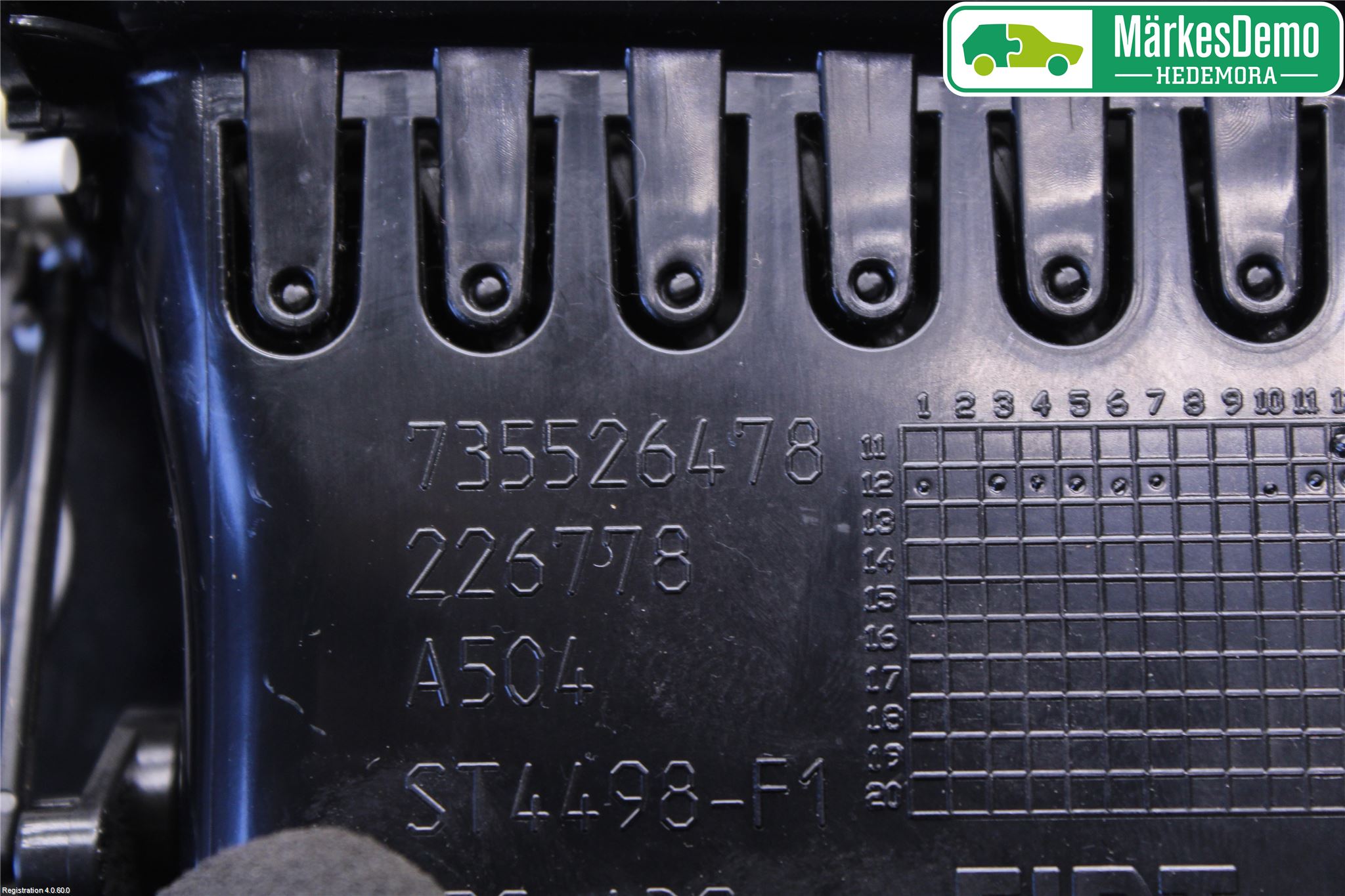 Fiat 500L 13-19 Dashbord Kanal - Dyse
