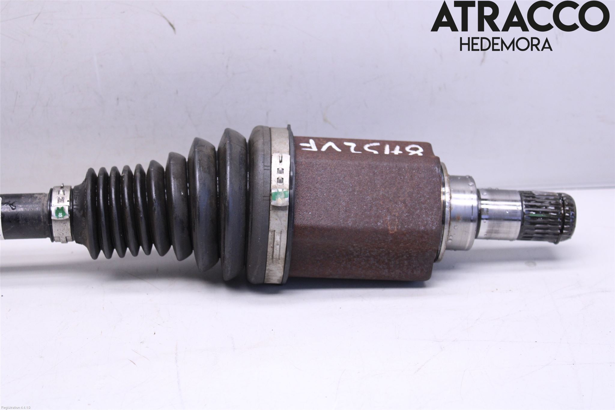 BMW 3 F30/F31/F80 12-19 Drivaksel Foran Kompl Venstre
