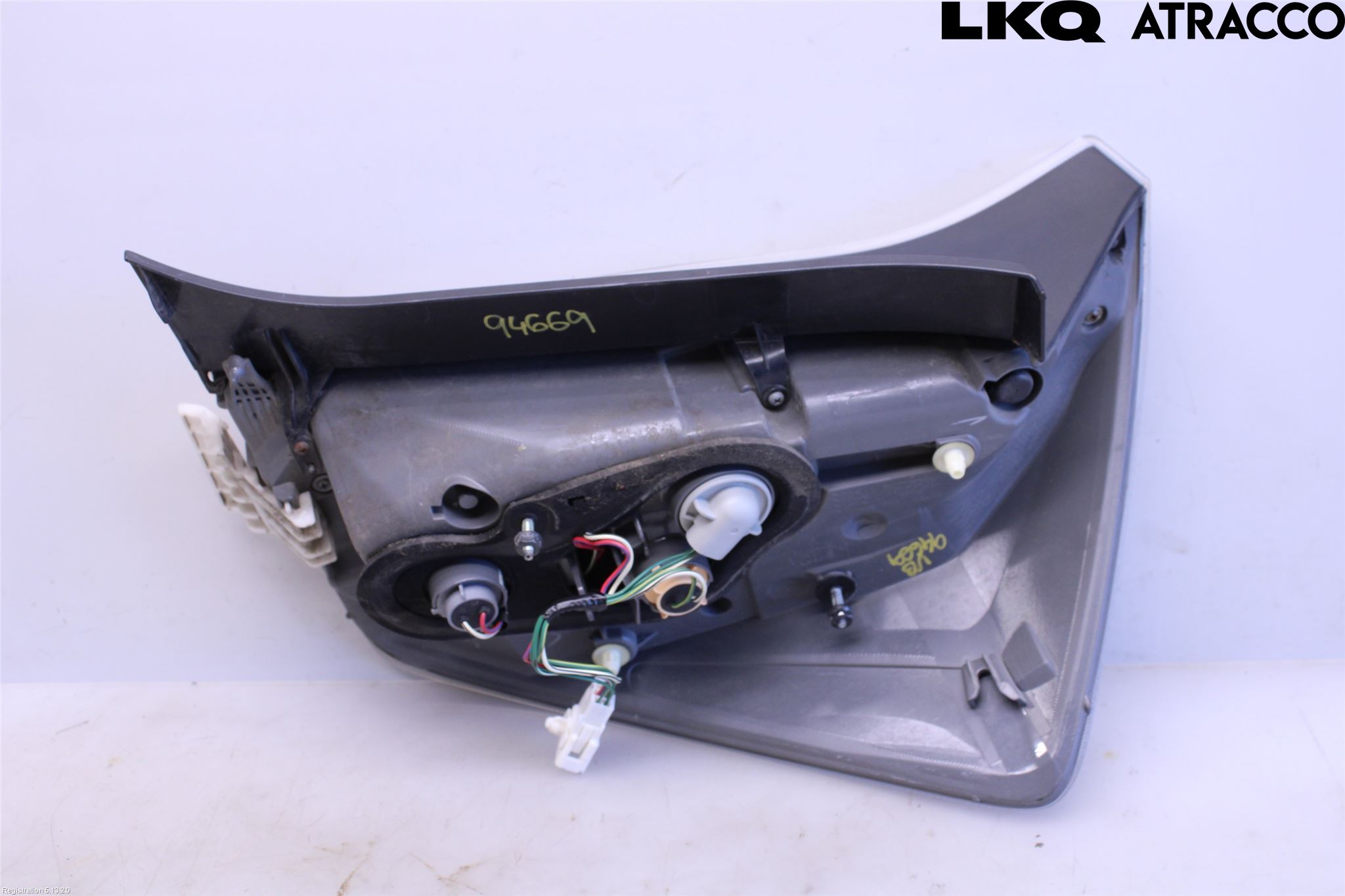 Toyota PRIUS ZVW30 09-20 Baklykt Venstre