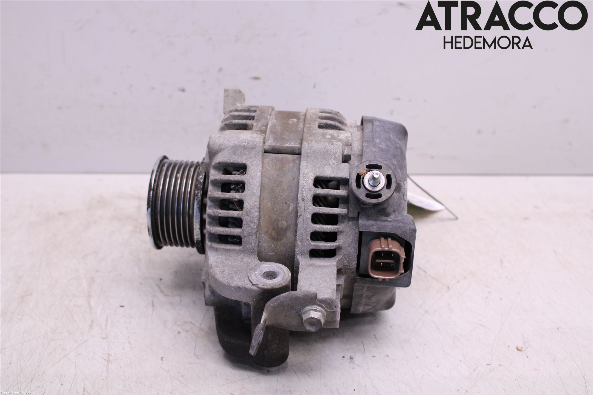 Toyota AVENSIS 09-15 Dynamo