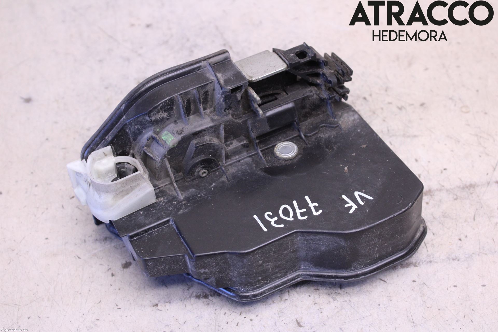 BMW 3 F30/F31/F80 12-19 Dørstopper