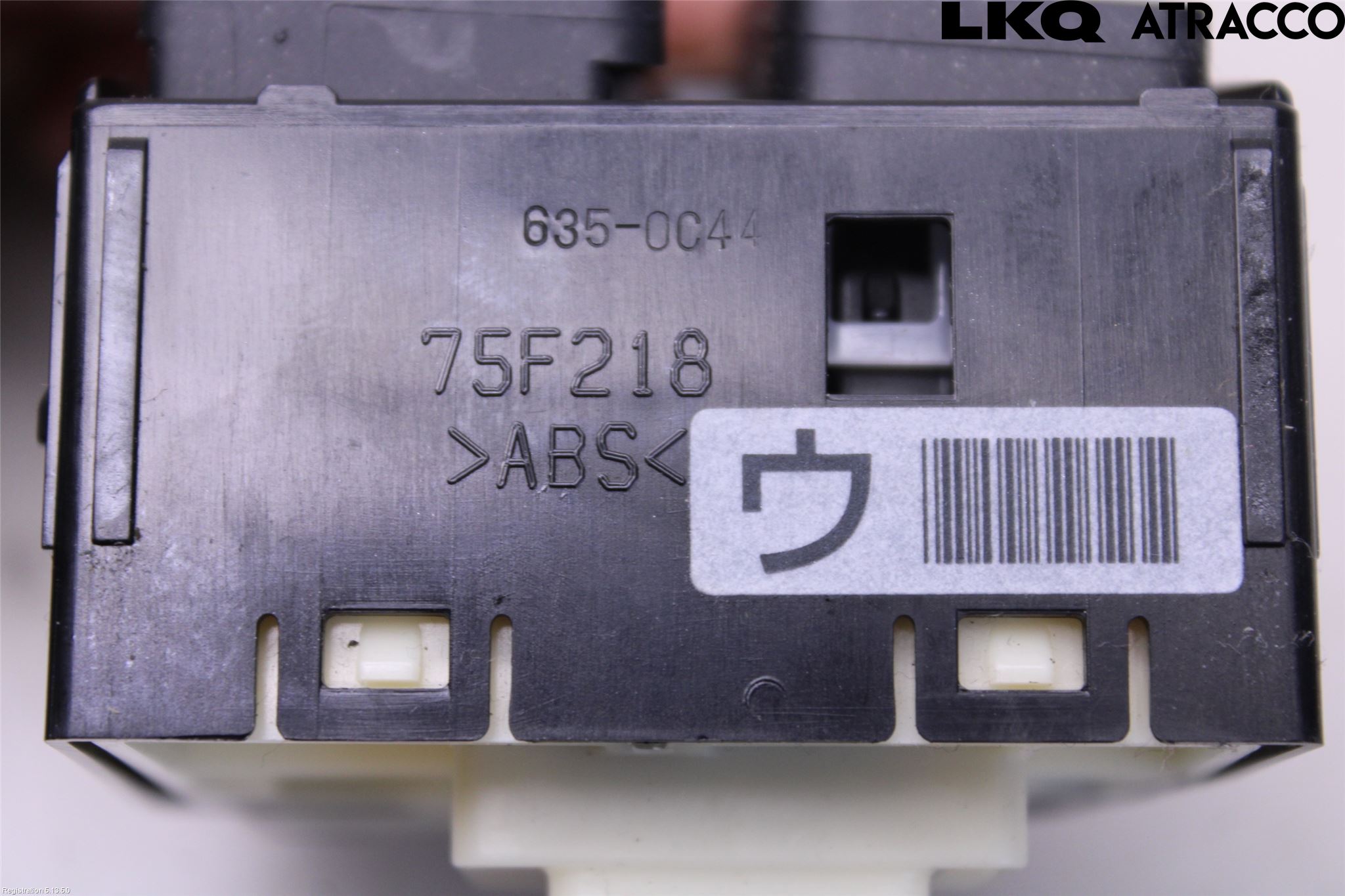 Toyota PRIUS+ ZVW40 12-20 Bryter Varsel (Nødblink)