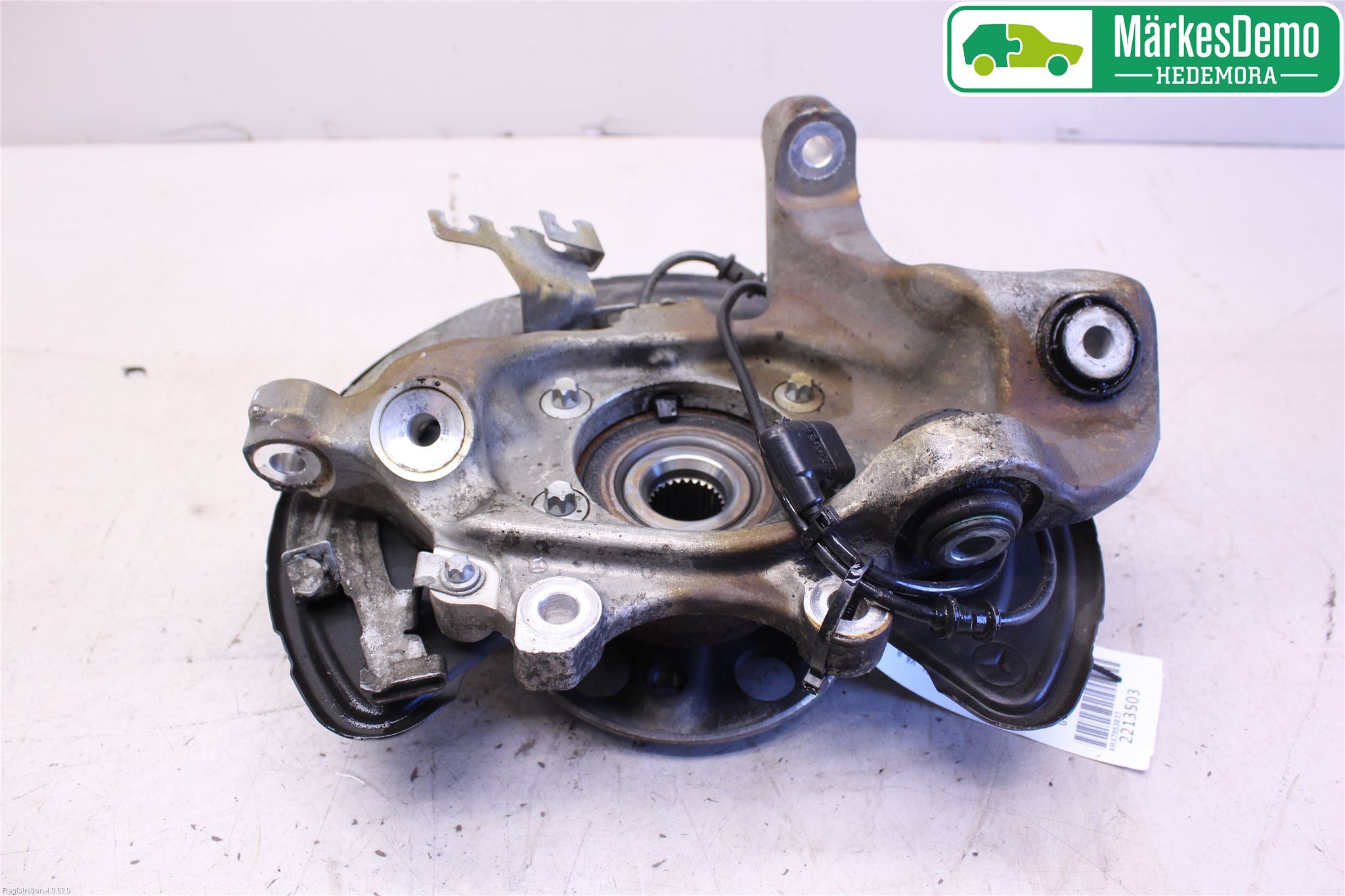 Mercedes-Benz MB C-KLASS (W205) 14-21 Spindel Vb