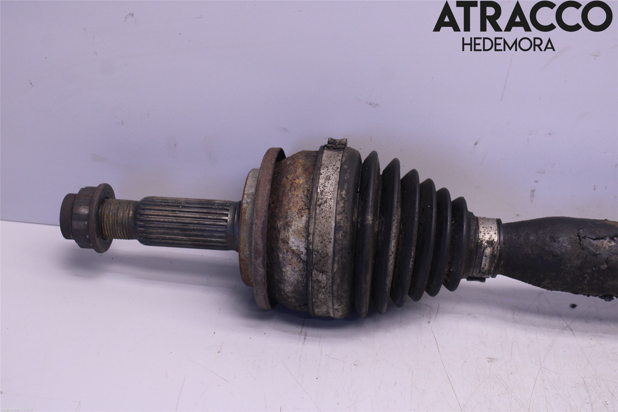 Toyota AURIS 07-09 Drivaksel Foran Kompl Høyre