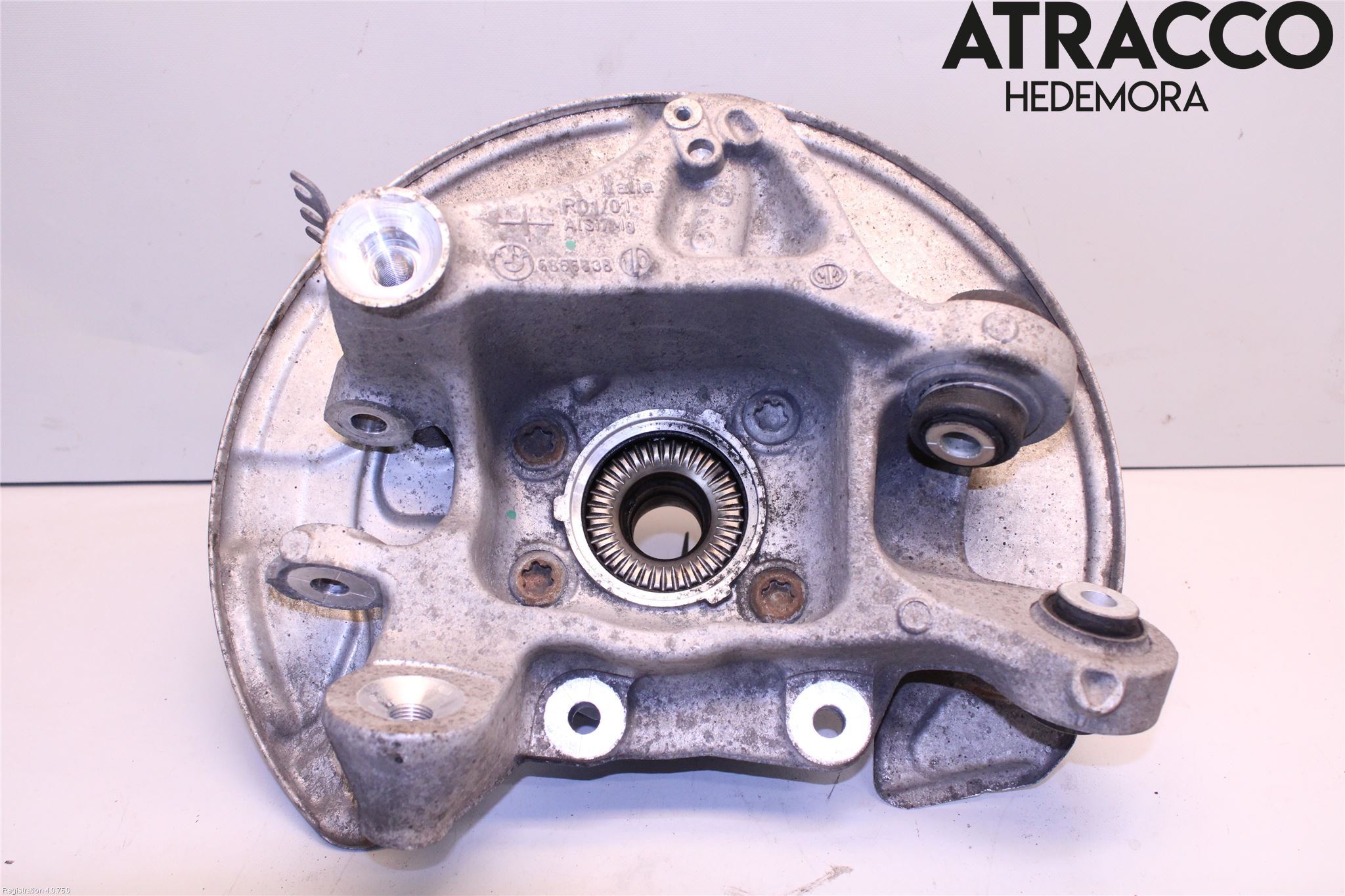 BMW 5 G30/G31/F90 17-23 Spindel Hb