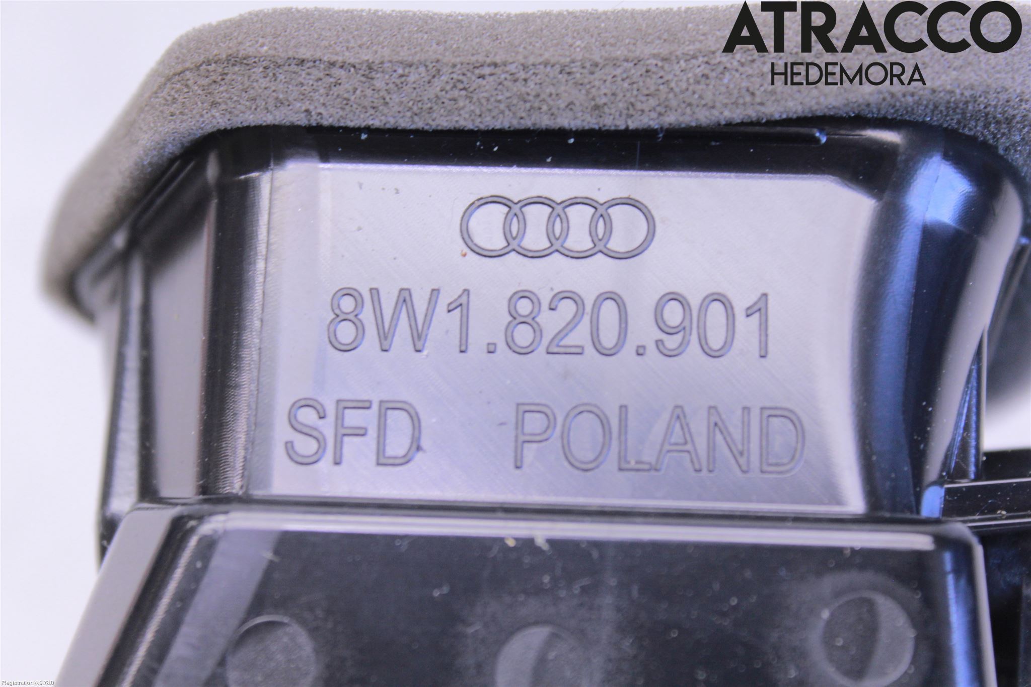 Audi A4/S4 B9 16-19 Dashbord Kanal - Dyse