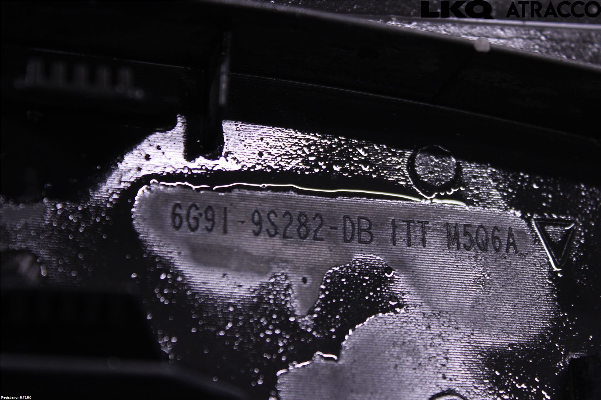 Volvo V70 08-13 Bunnplate U Motor-Gear-Dørk