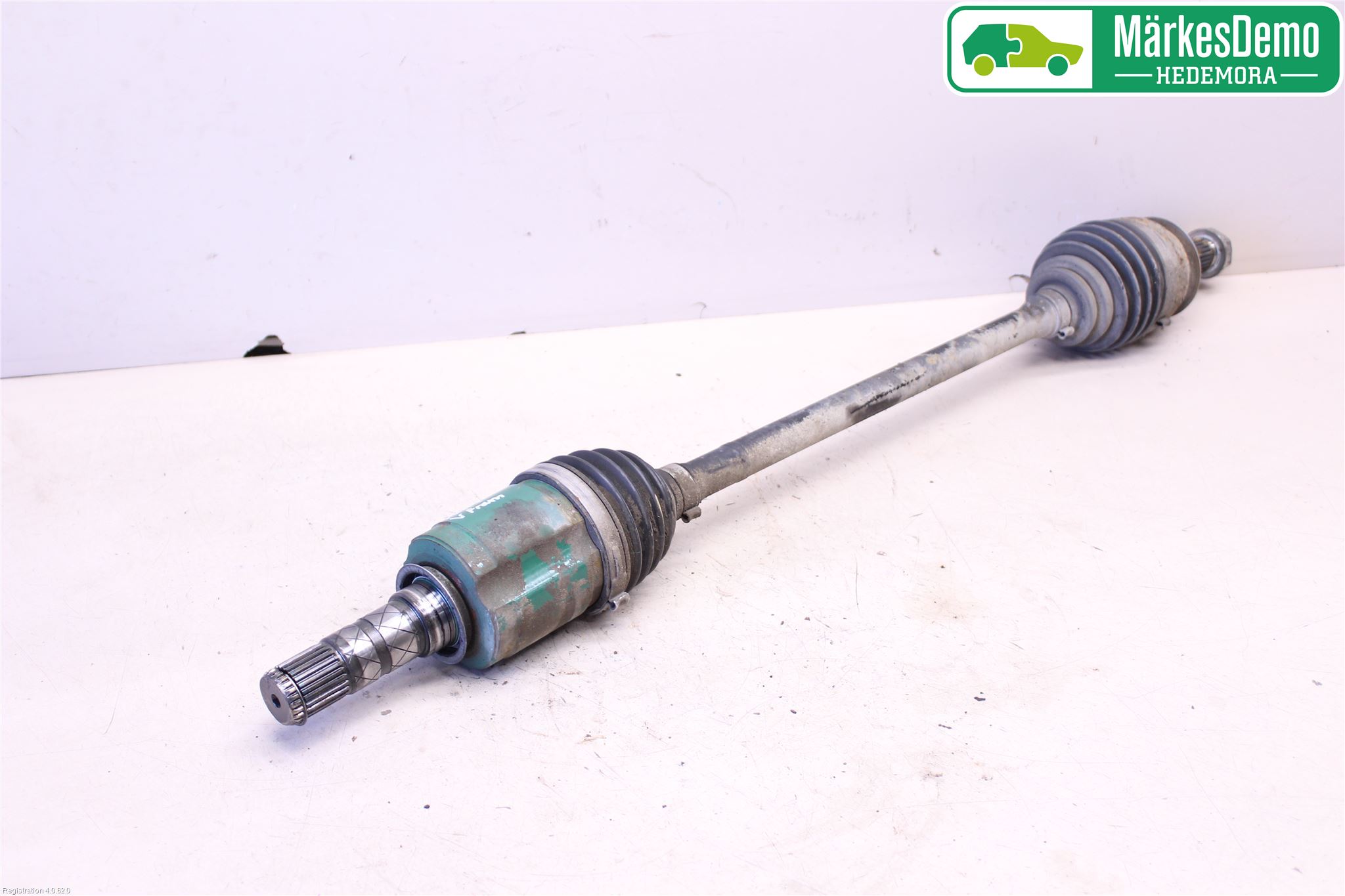 Subaru LEGACY 10-14 Drivaksel Foran Kompl Venstre