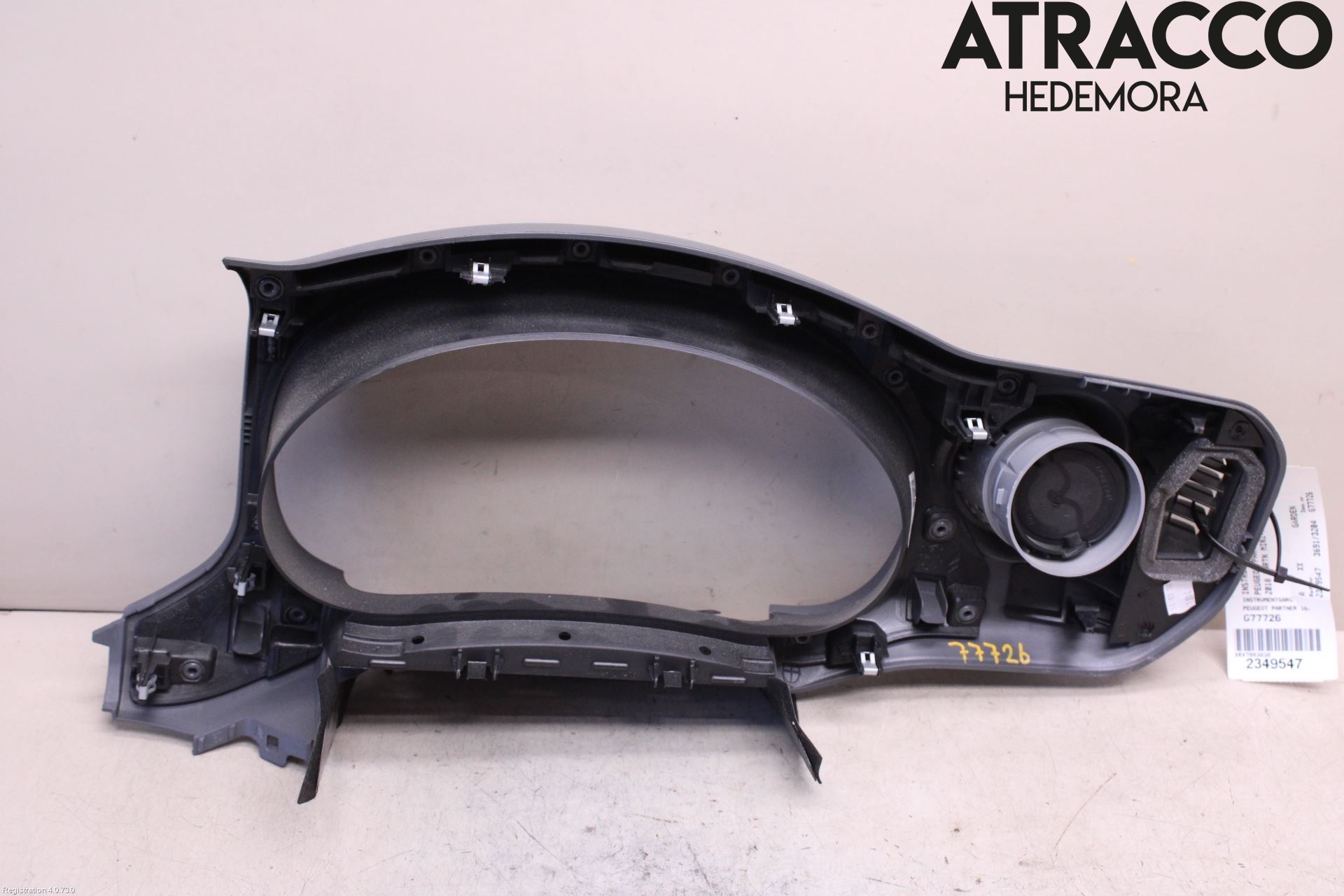 Peugeot PARTNER 16-18 Instrument Ramme