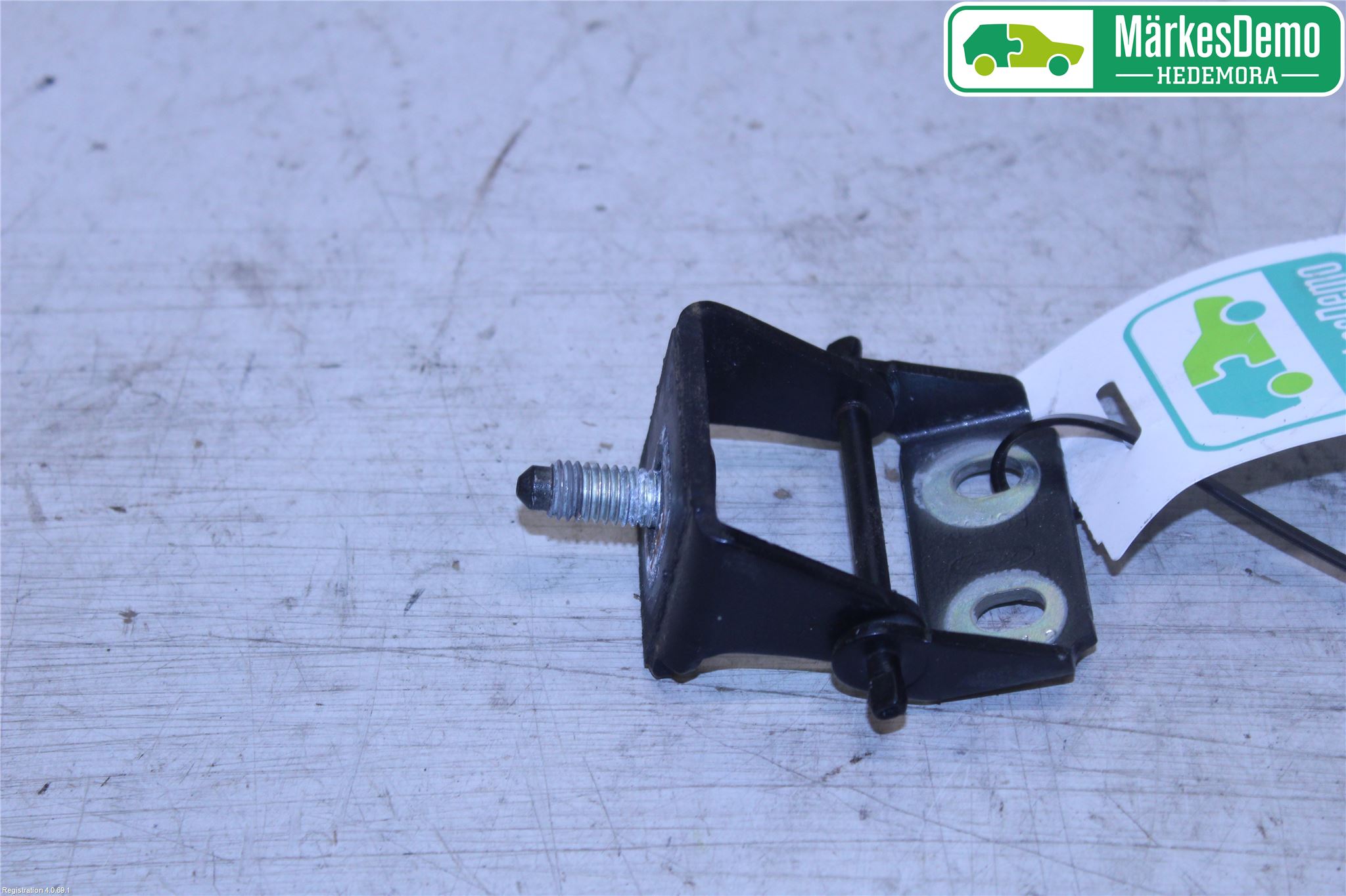 Ford FIESTA 13-17 Bakluke Hengsel Venstre
