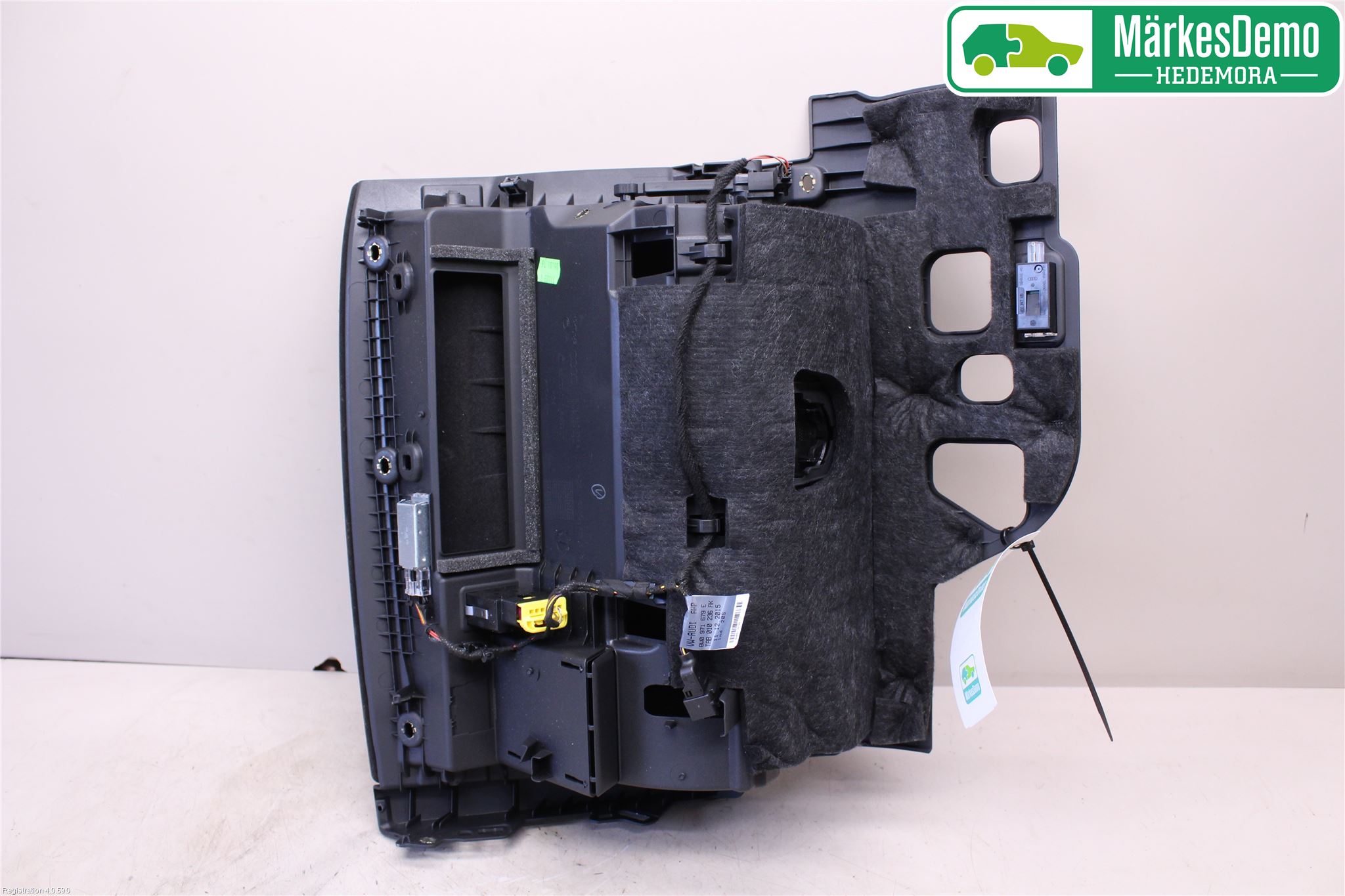Audi A4/S4 B9 16-19 Innr Hanskerom