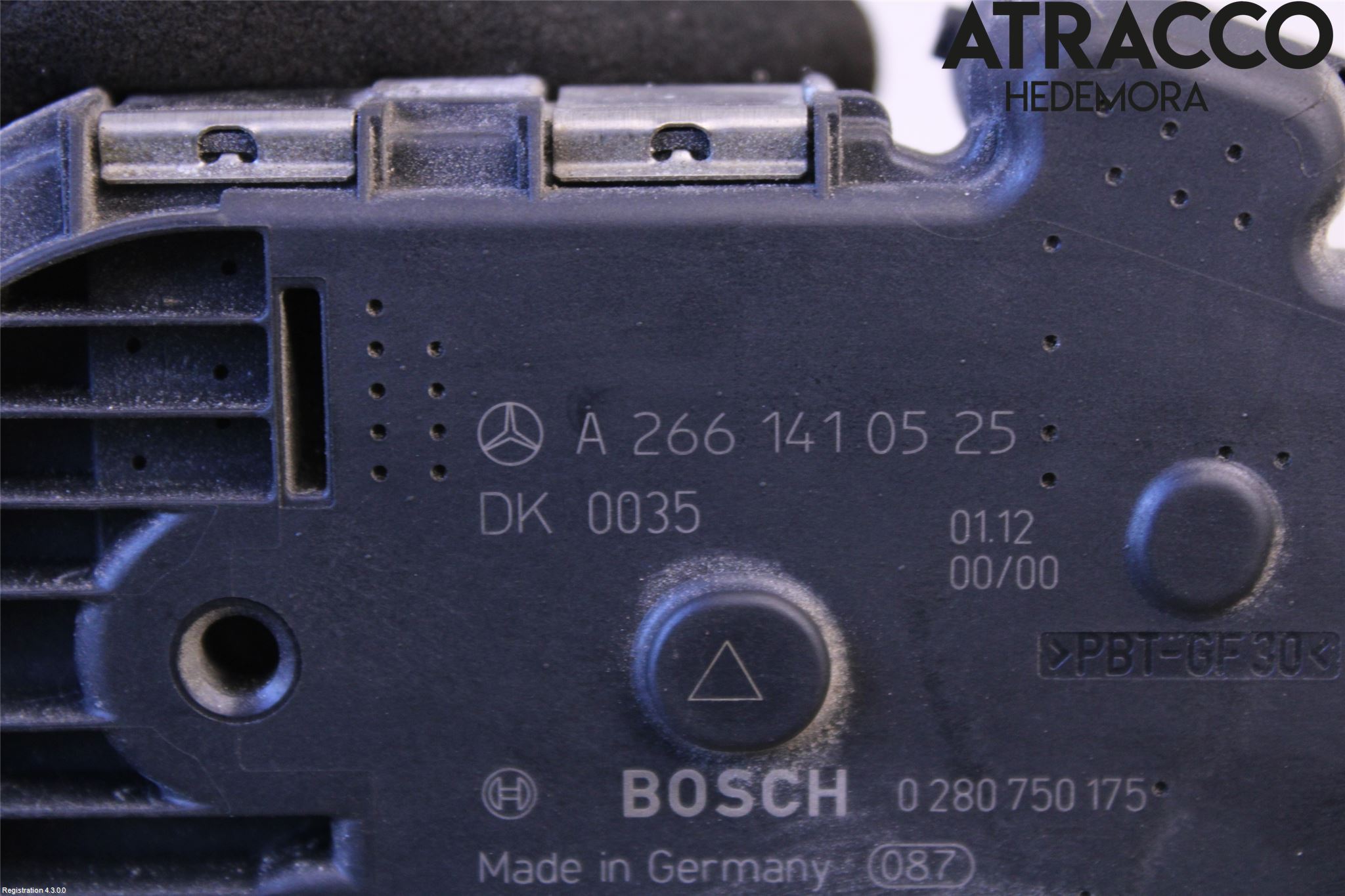 Mercedes-Benz MB C-KLASS (W204) 07-15 Inns Spjeldhus