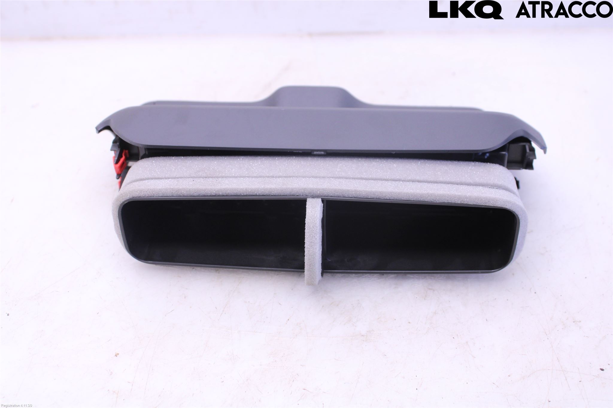 Toyota YARIS XP21 20- Dashbord Kanal - Dyse