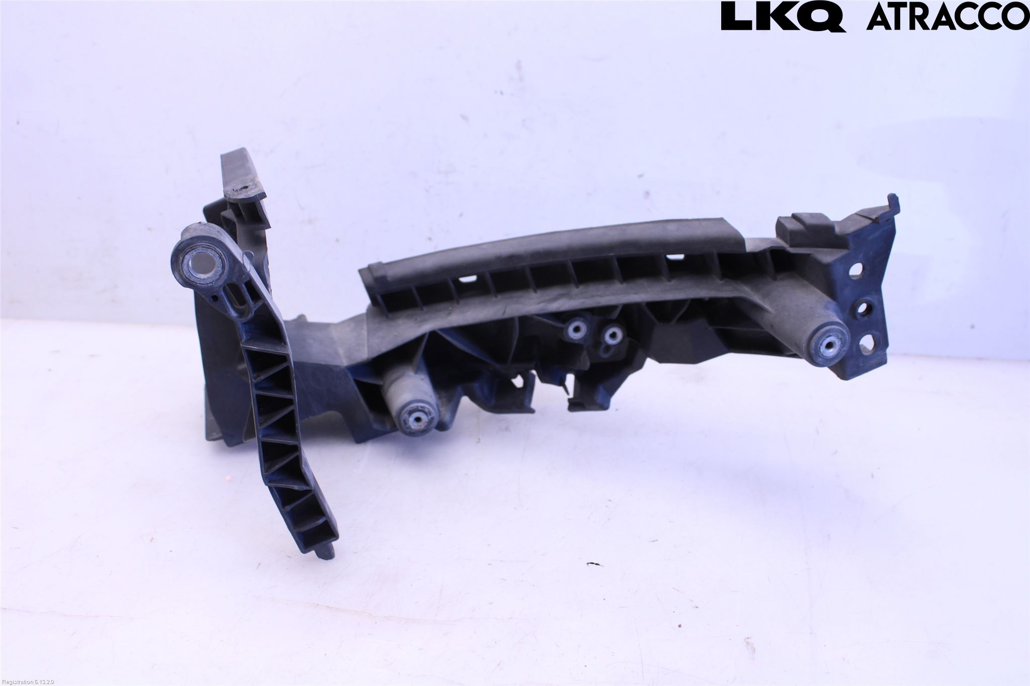 Audi Q5 09-16 Frontlykt Holder-Feste