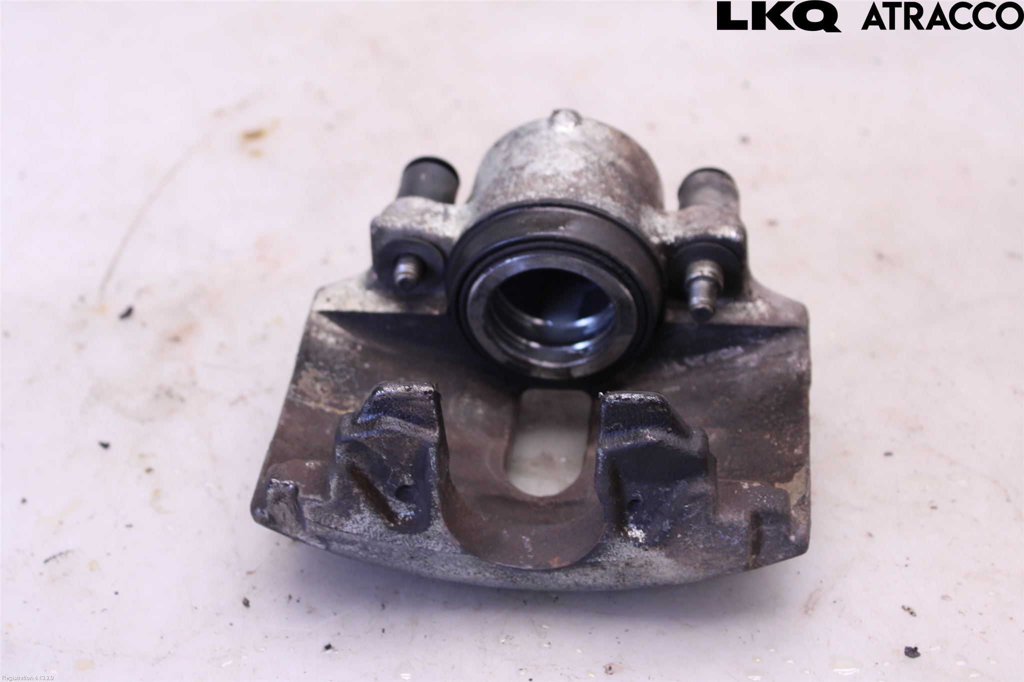 Volkswagen VW CADDY      04-10 Bremsecaliper Foran Venstre